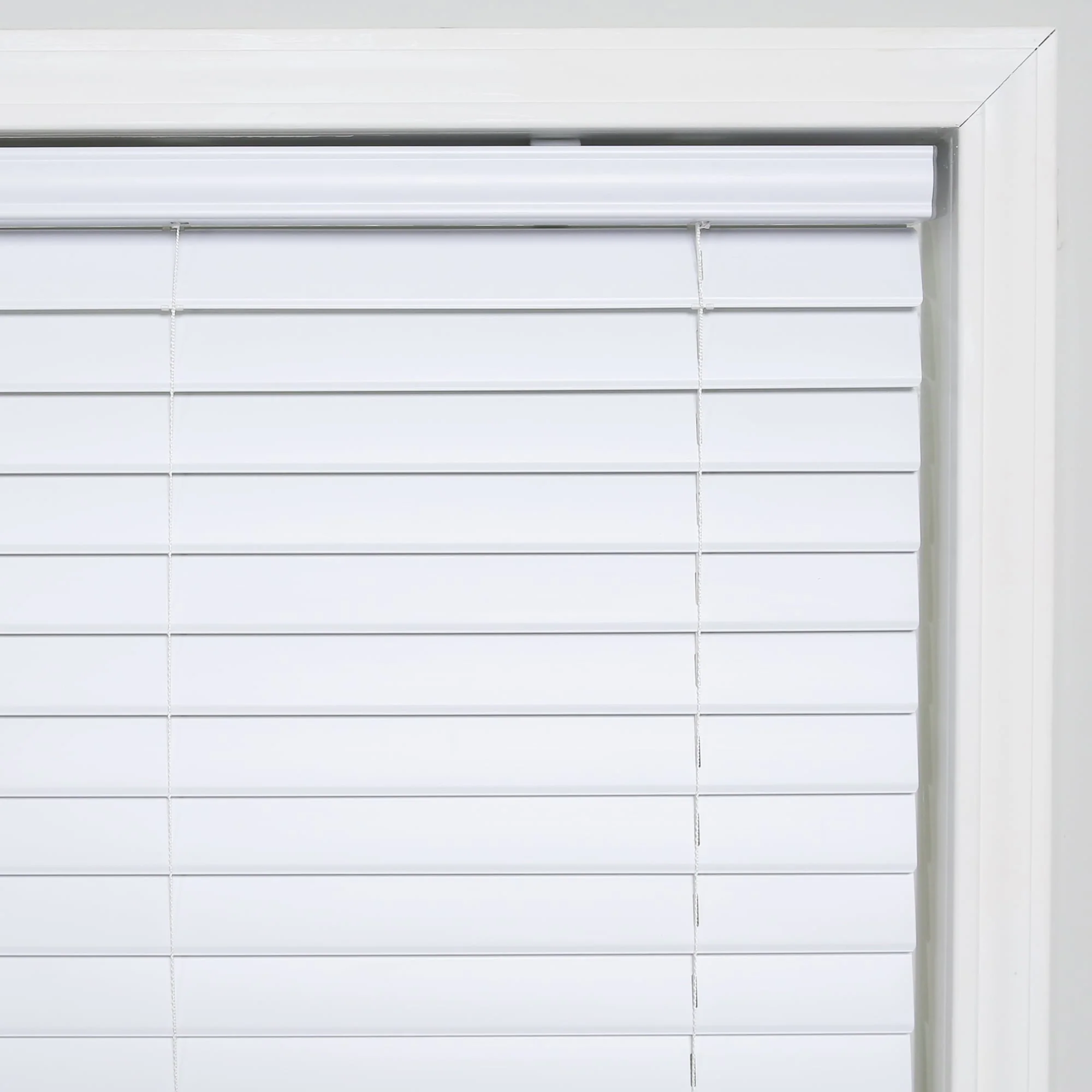 Project Source Premium 2-in Slat 36-in W x 64-in L Cordless White Vinyl Room-Darkening Plantation Blinds - Image 11