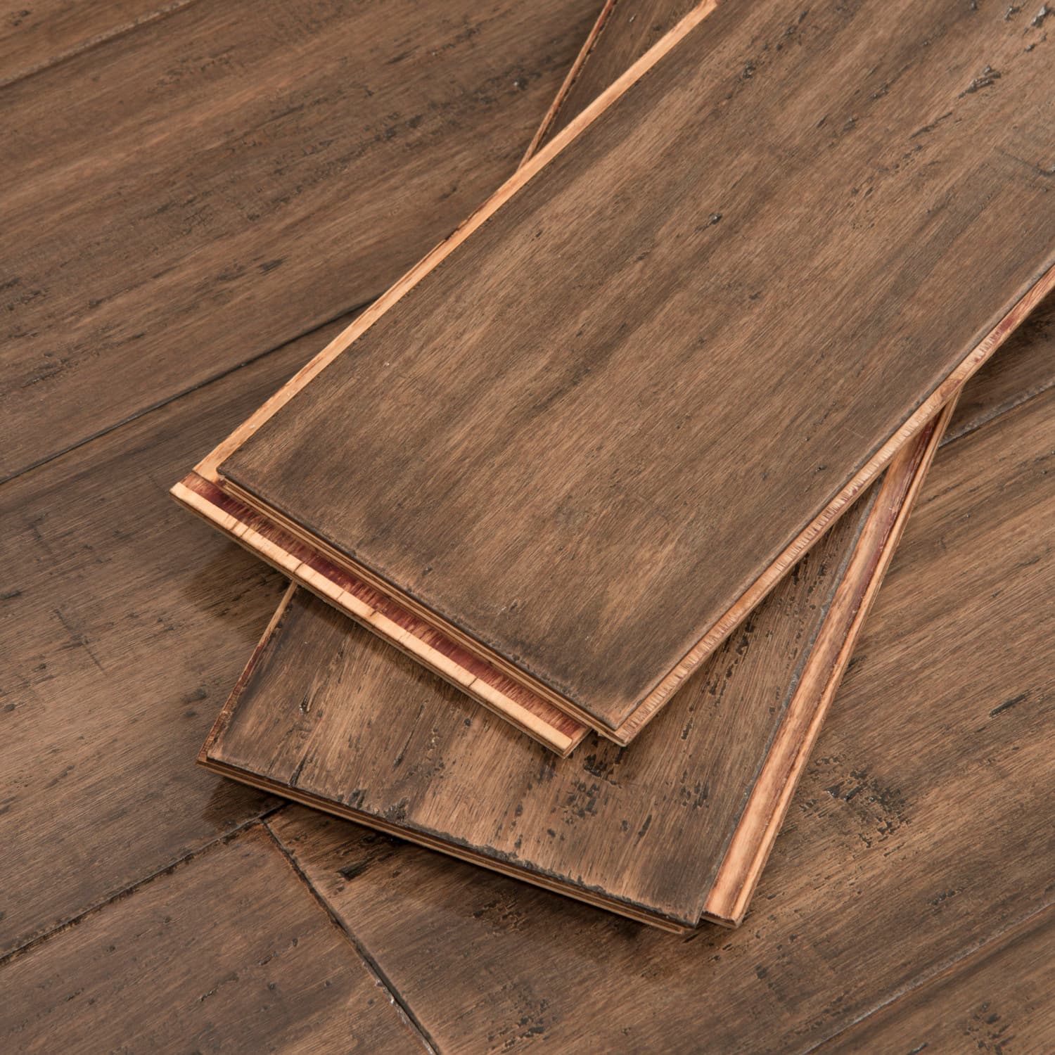 Cali Bamboo Fossilized 5.31-in Treehouse Bamboo Distressed Engineered Hardwood Flooring (21.5-sq ft) - Image 4