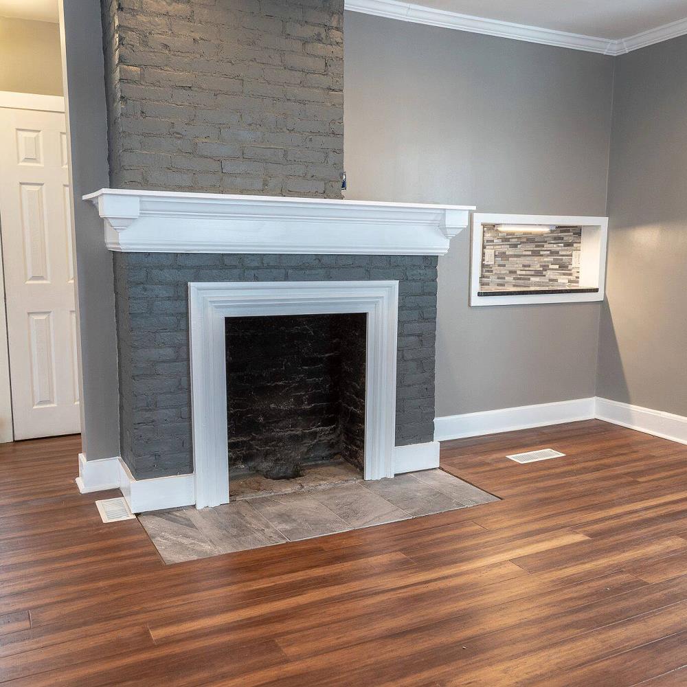 Cali Bamboo Fossilized 5.31-in Bourbon Barrel Bamboo Distressed Engineered Hardwood Flooring (21.5-sq ft) - Image 6