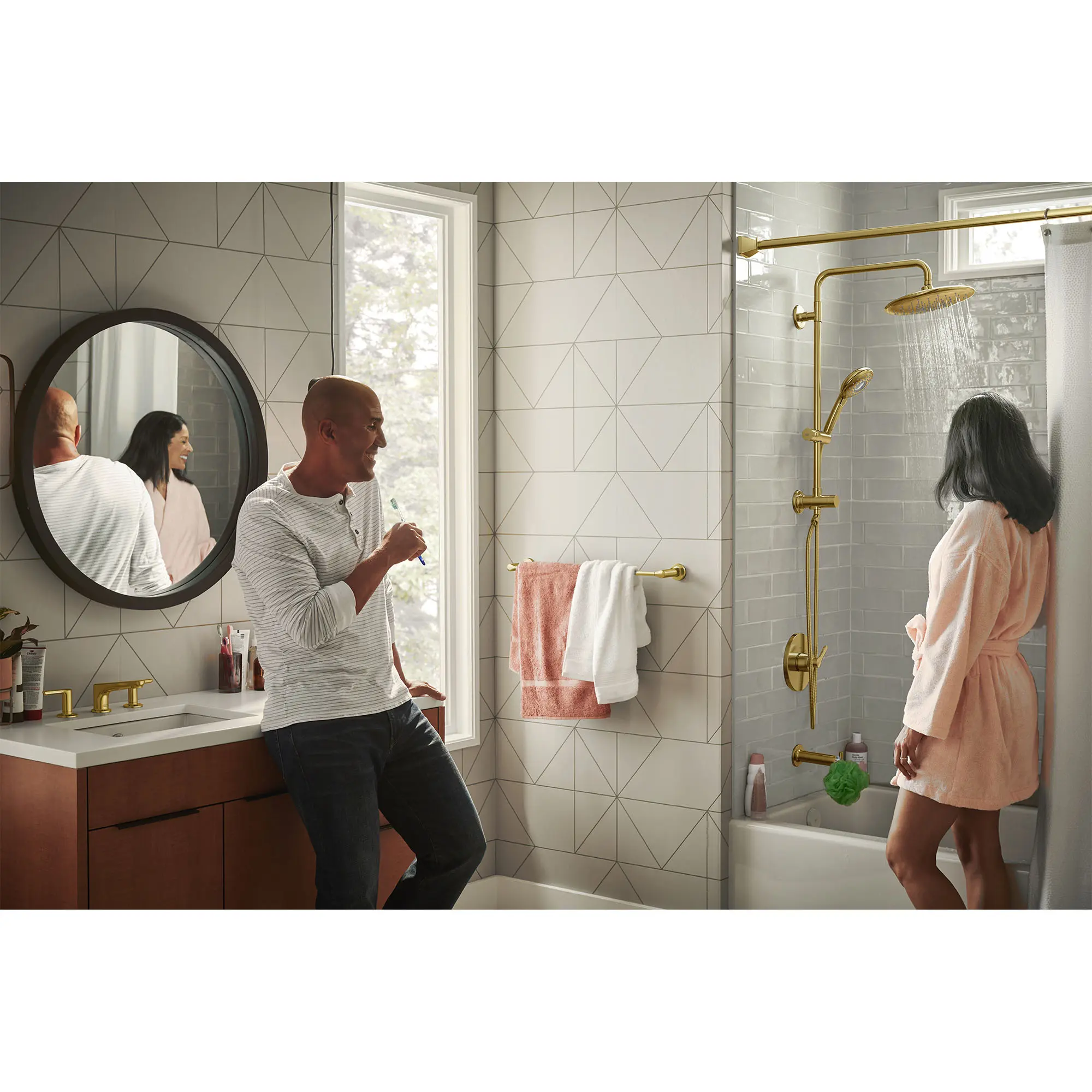 American Standard Spectra Versa Brushed Nickel Spray Shower Bar System, 24-Inch, 1.8 GPM - Image 6