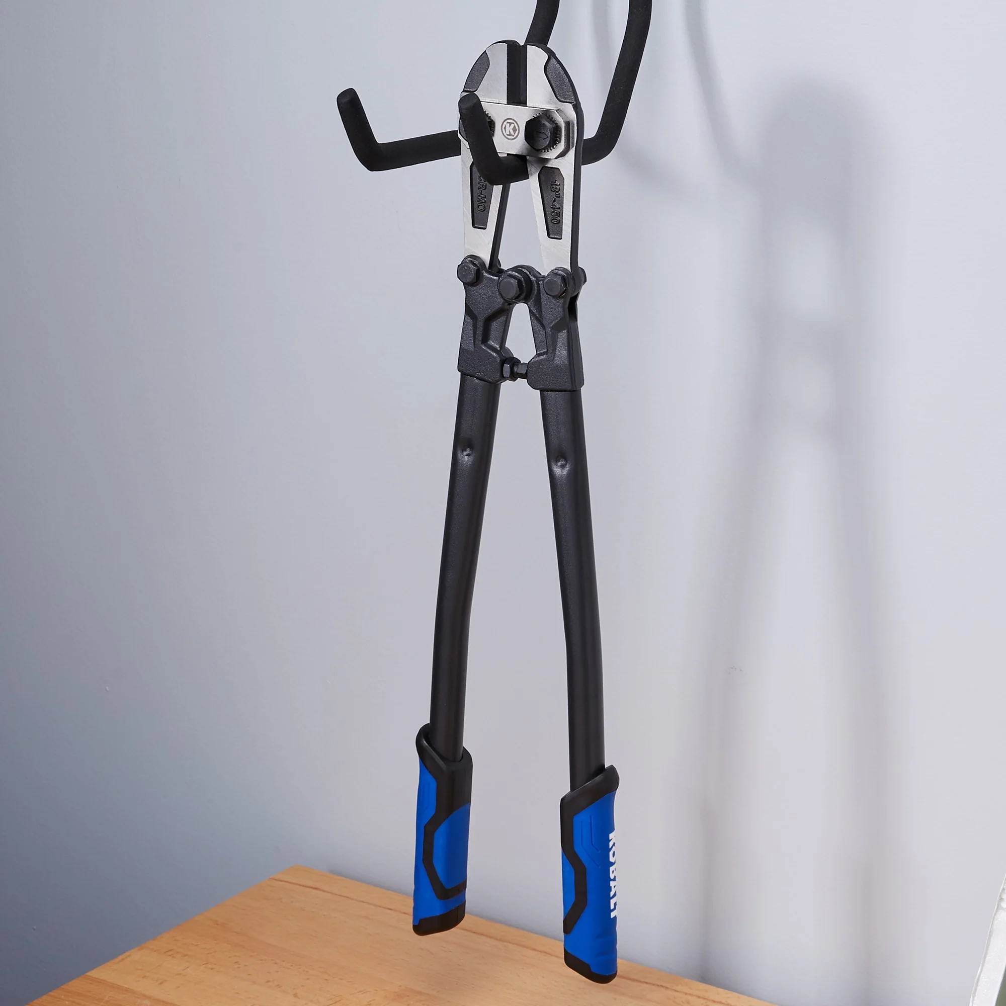 Kobalt 18-in Bolt Cutters, Cr-Mo Jaws, Blue/Black Handles - Image 3