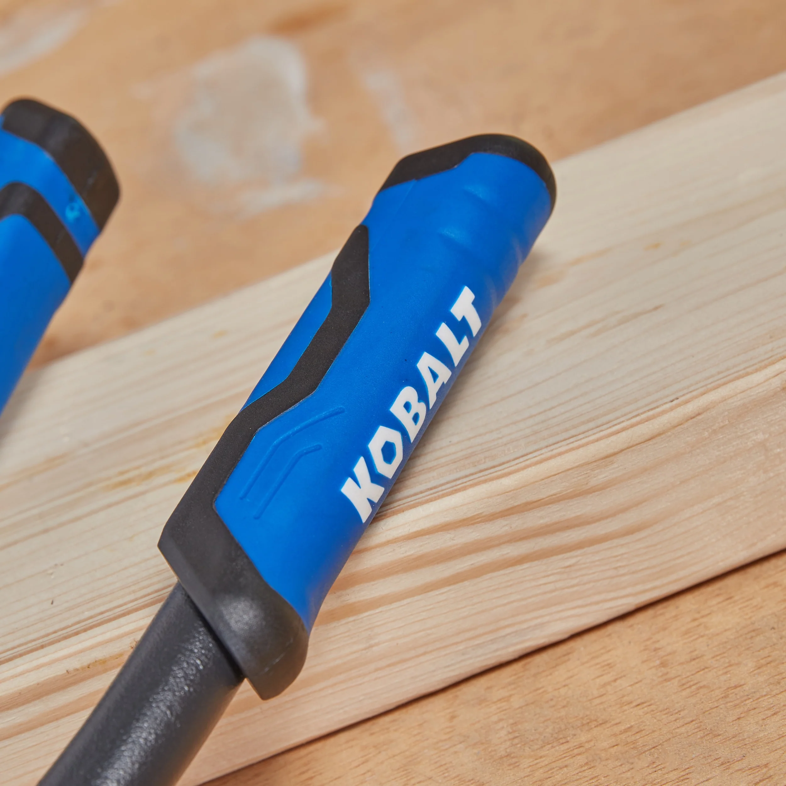 Kobalt 14-in Bolt Cutters, Cr-Mo Steel Jaws, 14 in Handle - Image 4