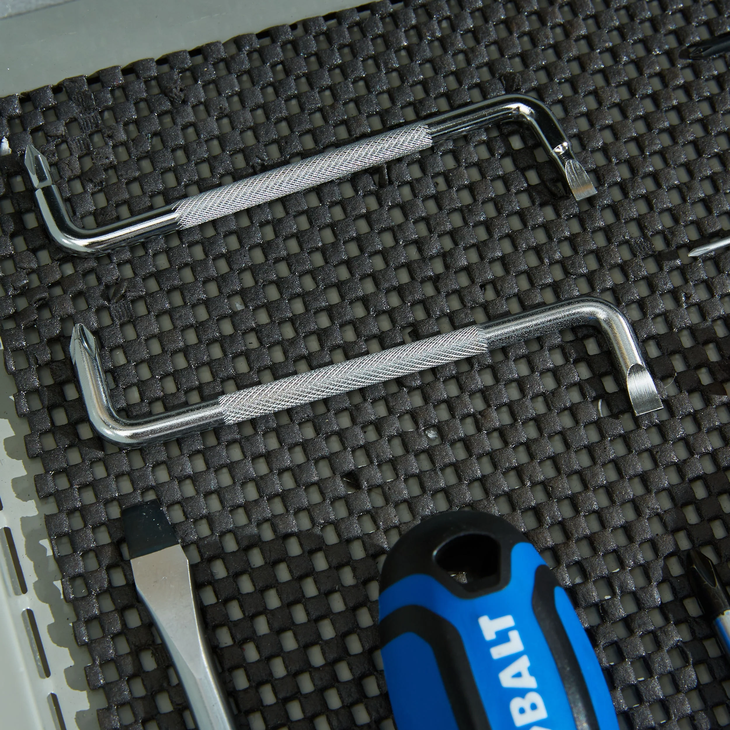Kobalt 20-Piece 8-in Magnetic Assorted Drive Screwdriver Set, Plastic Handles - Image 4