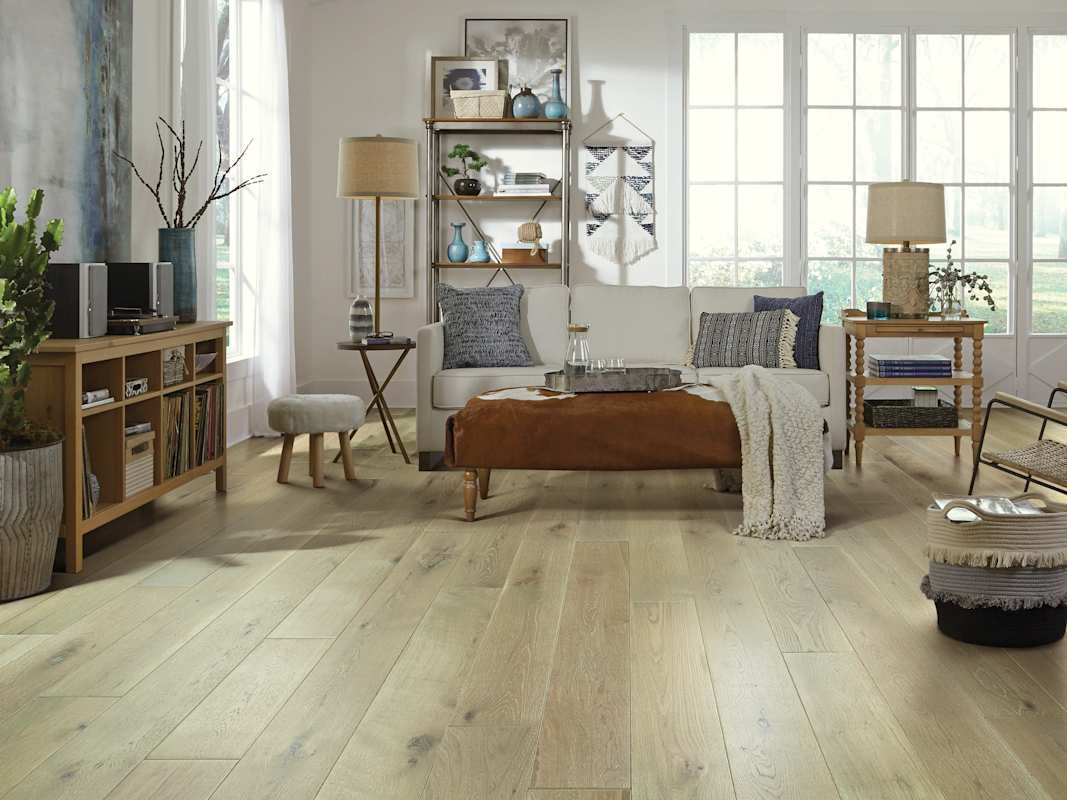 Anderson Tuftex Kensington 8" Wide Distressed & Wire Brushed Engineered Oak Hardwood Flooring, 5-Ply – 33.24 Sq. Ft. per Carton - Image 4