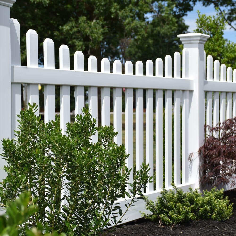 Barrette Outdoor Living Kettle Scallop Vinyl Fence Panel 4 ft. x 8 ft. - White - Image 10