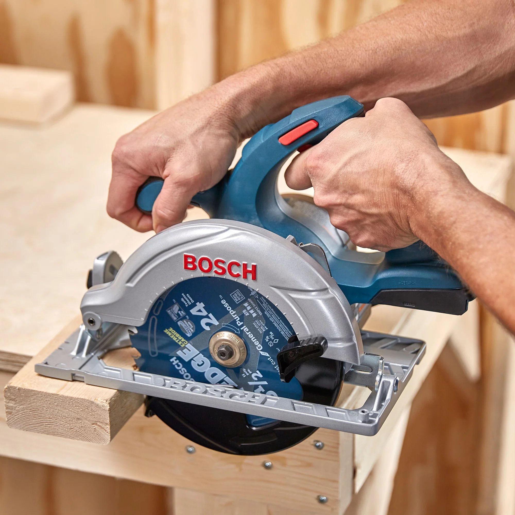 Bosch 18-Volt 6-1/2-in Cordless Circular Saw with Brake and Aluminum Shoe - Image 2
