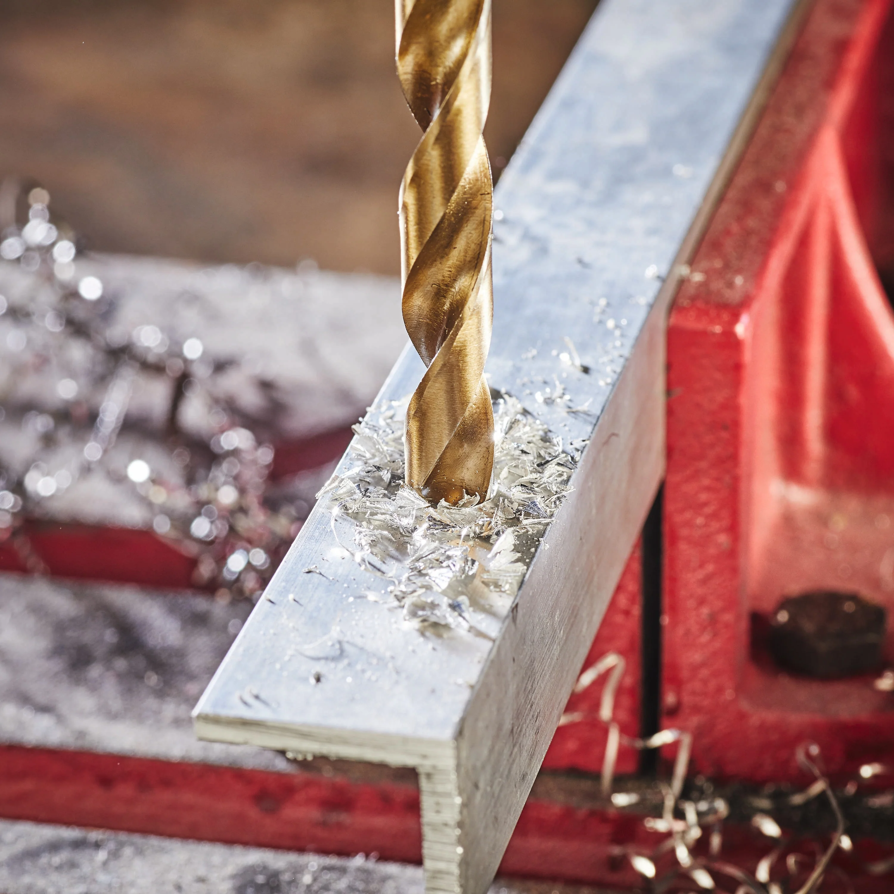 Bosch 21-Piece Assorted Gold Oxide Coated Twist Drill Bit Set - Image 2