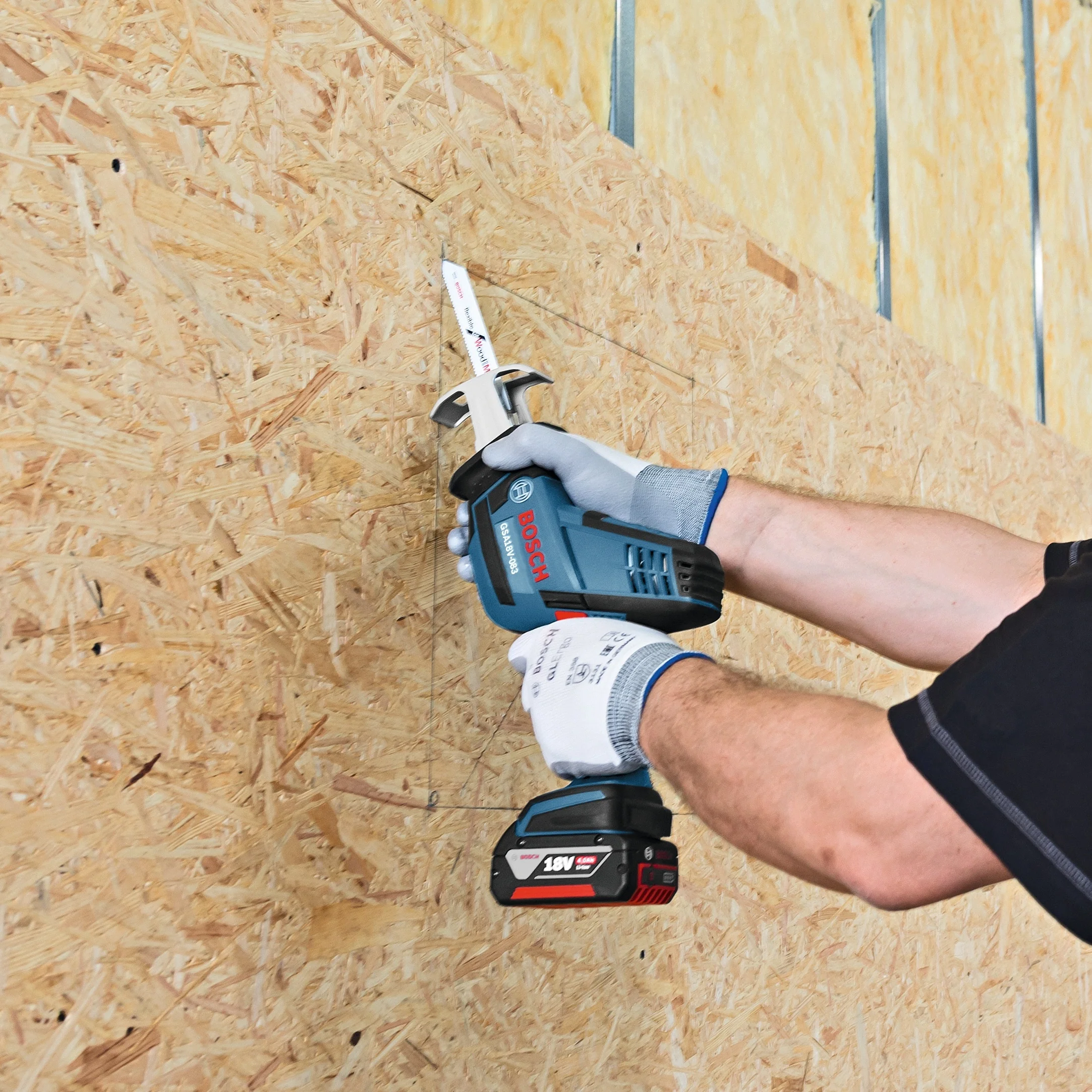 Bosch 4-Tool 18-Volt Power Tool Combo Kit with Soft Case (Charger Included and 2 Batteries Included) - Image 6