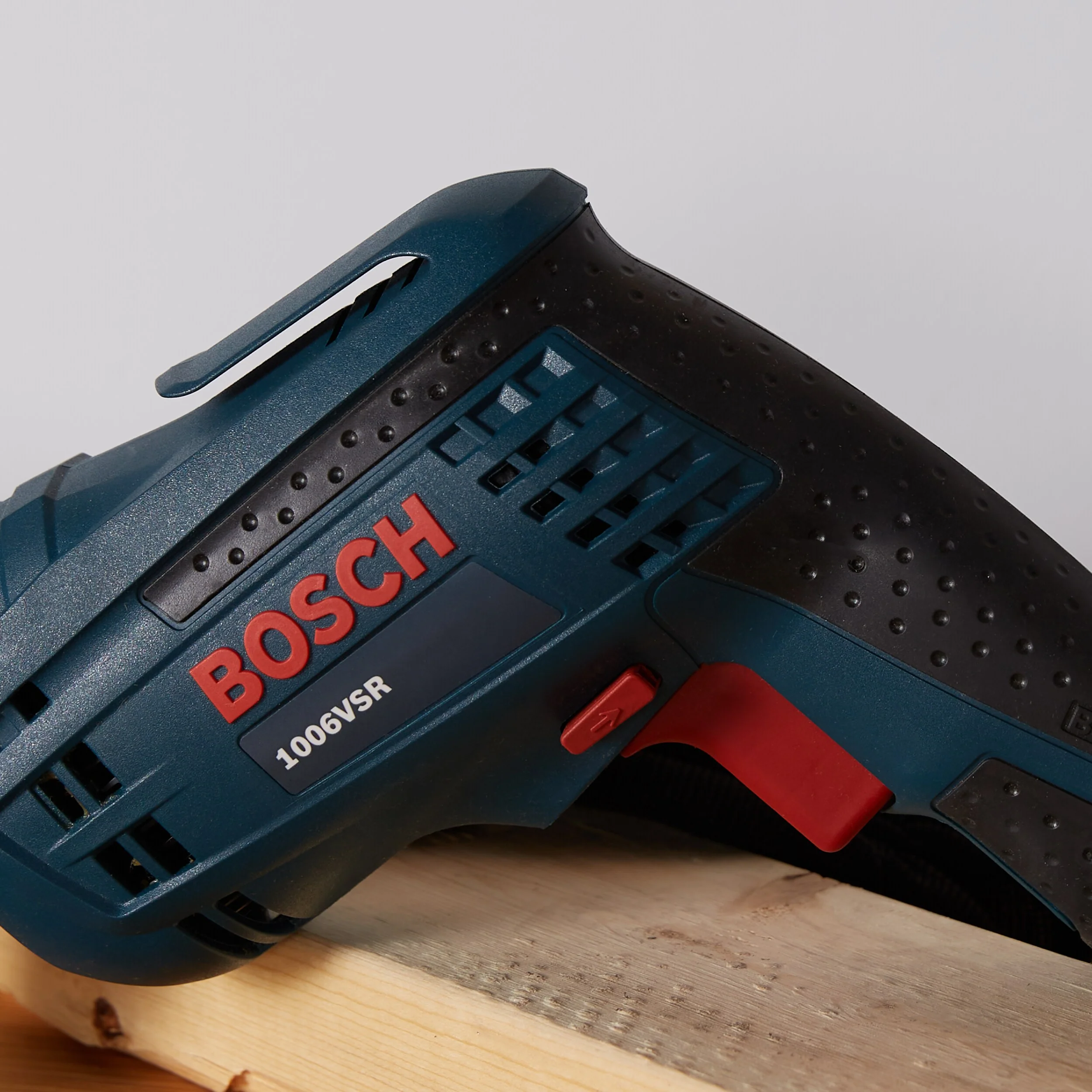 Bosch 6.3-Amp 3/8-in Keyless Corded Drill, Model 1006VSR - Image 7