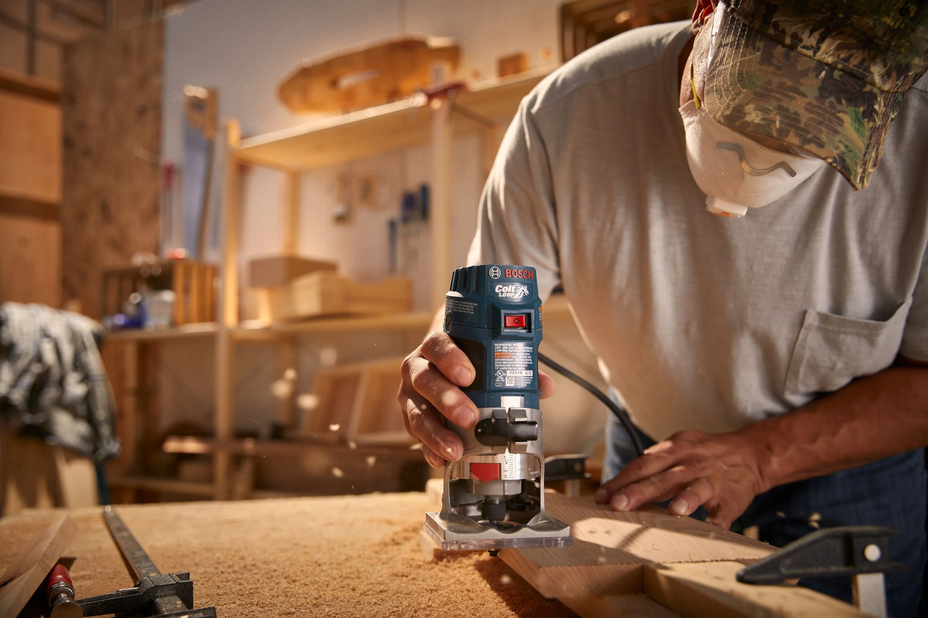 Bosch Colt 1/4-in 1-HP Variable Speed Fixed Corded Palm Router, PR20EVS - Image 3