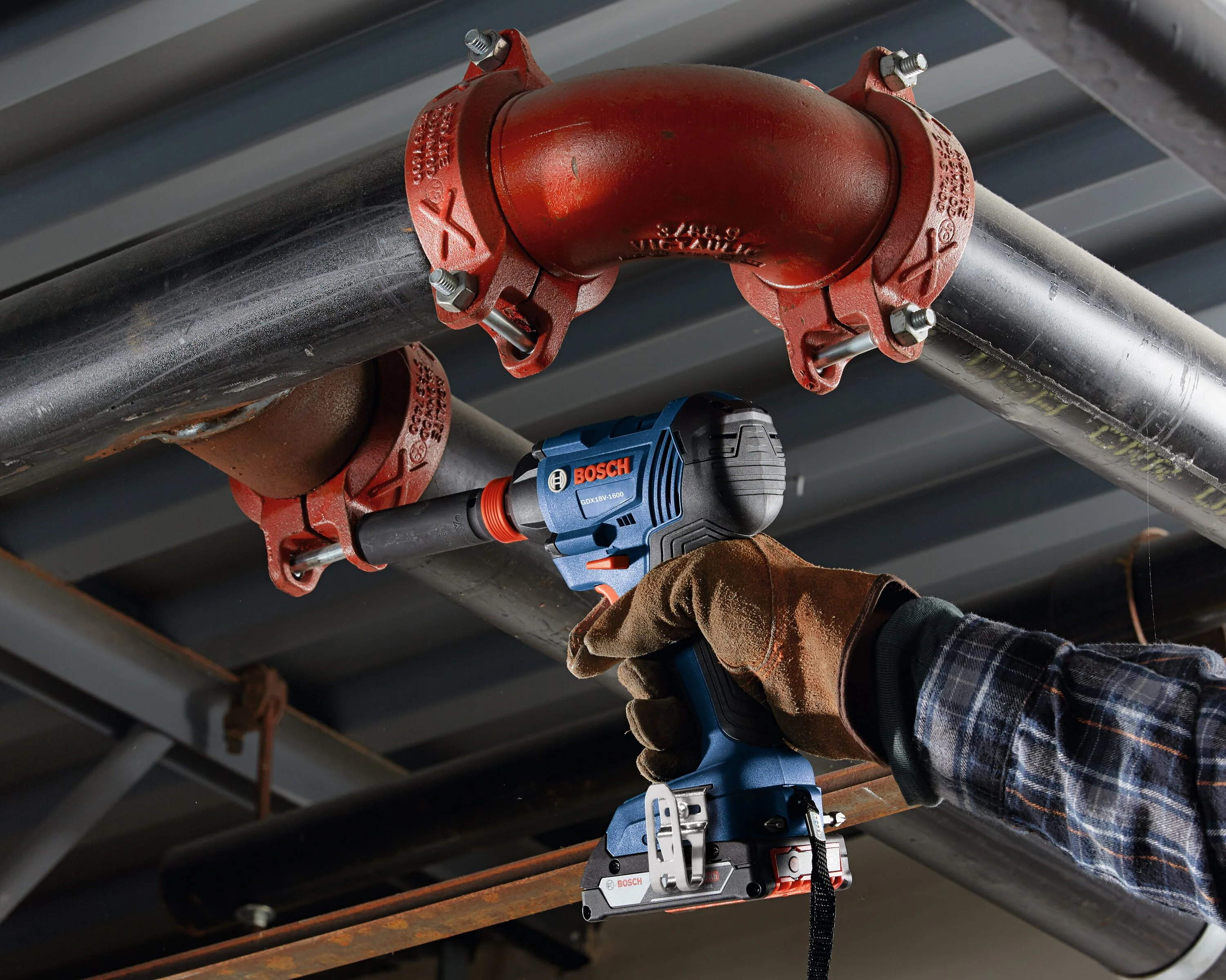 Bosch Freak 18-Volt 1/4-in & 1/2-in Two-in-One Cordless Impact Driver Kit (1 Battery, Charger, Bag) - Image 7