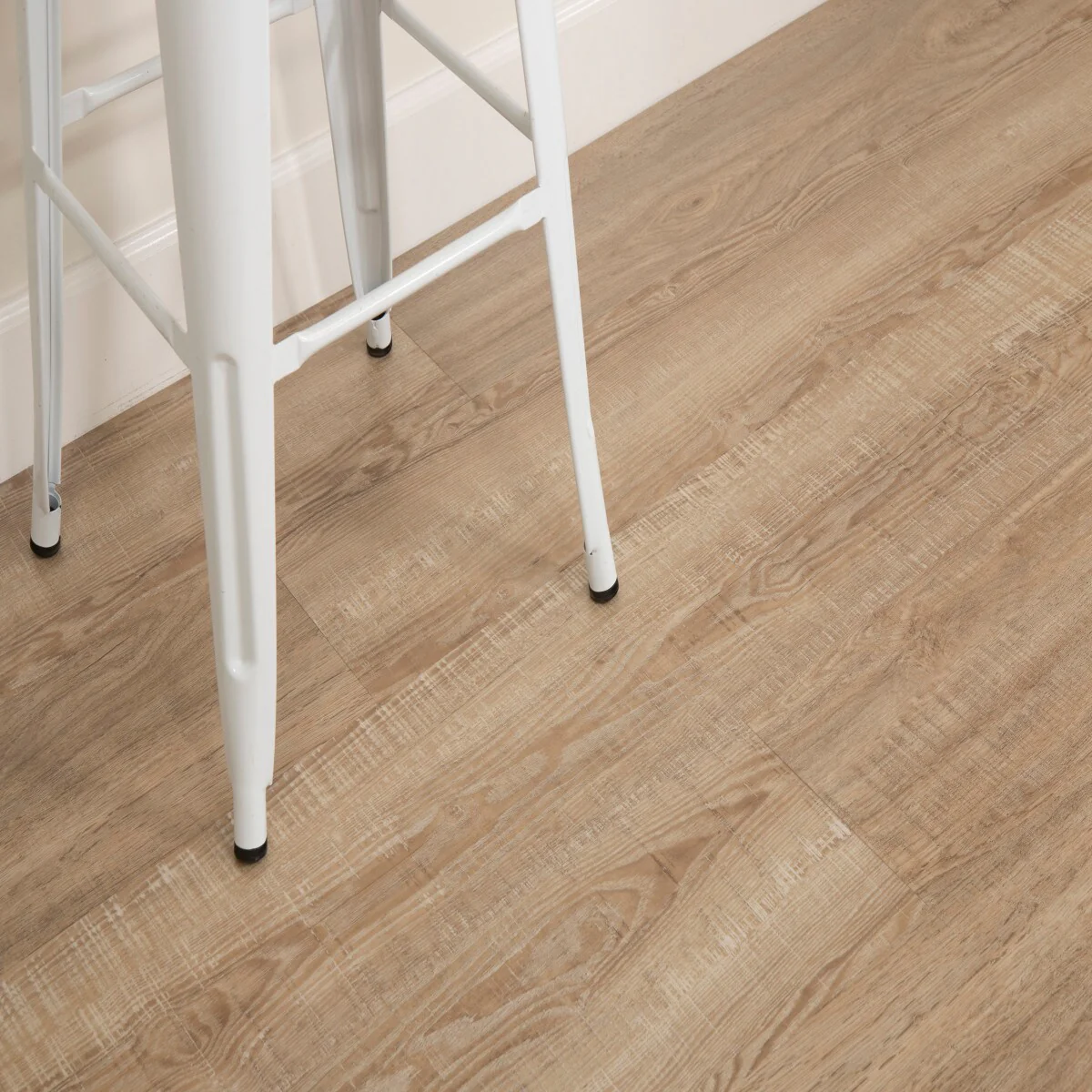 CALI Aqua Tough XL Paradise Pine 4.7-mm x 9-in W x 60-in L Waterproof Luxury Vinyl Plank Flooring (37.54-sq ft/case) - Image 5