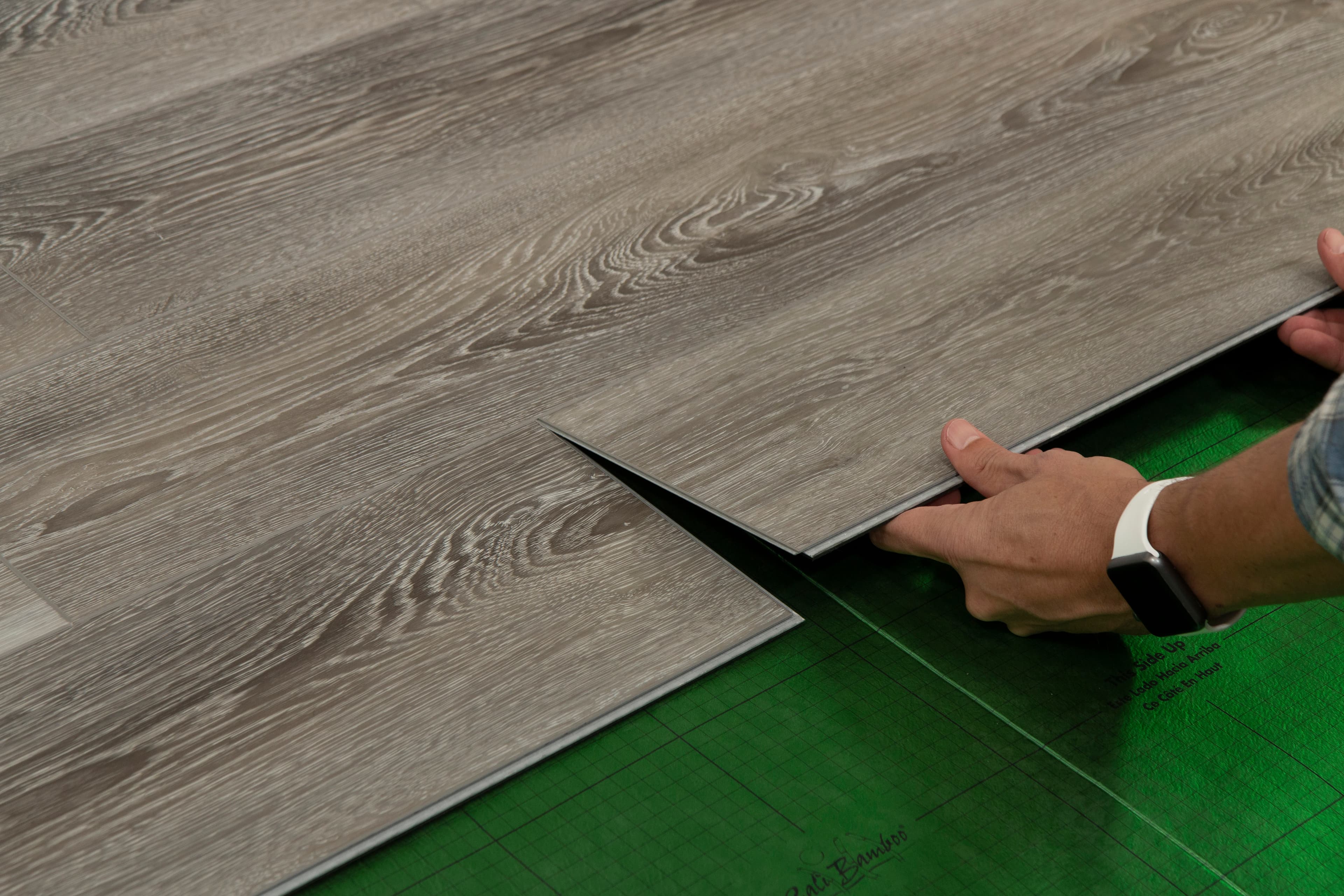 CALI Mute Step Breakwater Oak 6.5-mm x 7-in W x 48-in L Waterproof Interlocking Luxury Vinyl Plank Flooring (24.03-sq ft/case) - Image 2