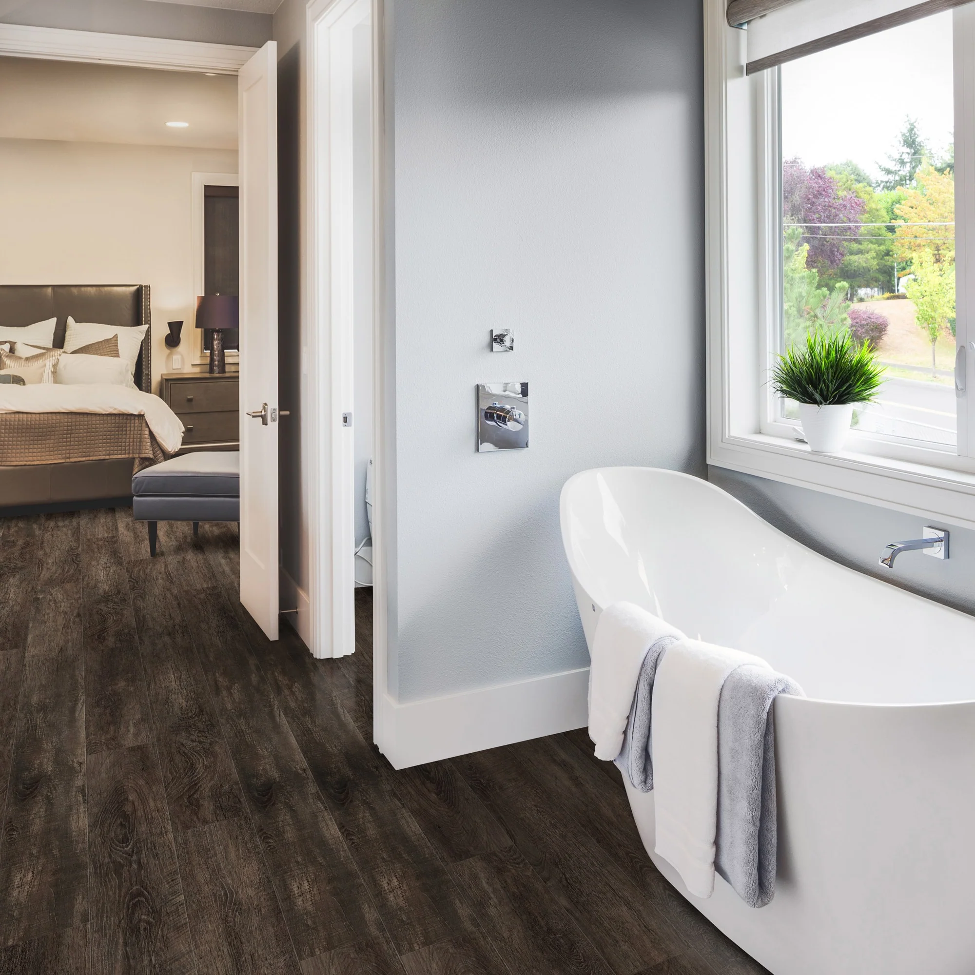 CALI (Sample) Vinyl Pro Classic Shadowed Oak Waterproof Interlocking Luxury Vinyl Plank – 20‑mil Wear Layer - Image 3