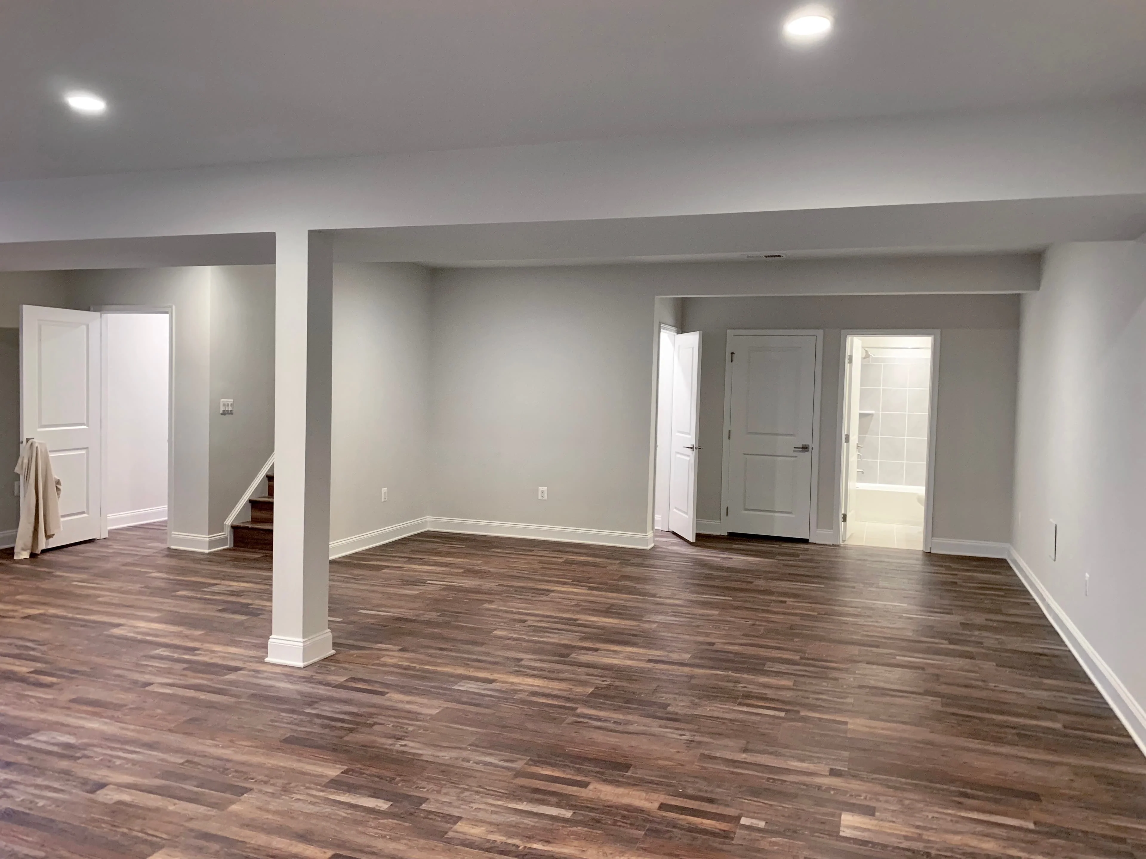 CALI Vinyl Mute Step Redefined Pine 6.5 mm x 7 in. W x 48 in. L Water-Resistant Luxury Vinyl Plank Flooring (24.03 sq. ft./case) - Image 4
