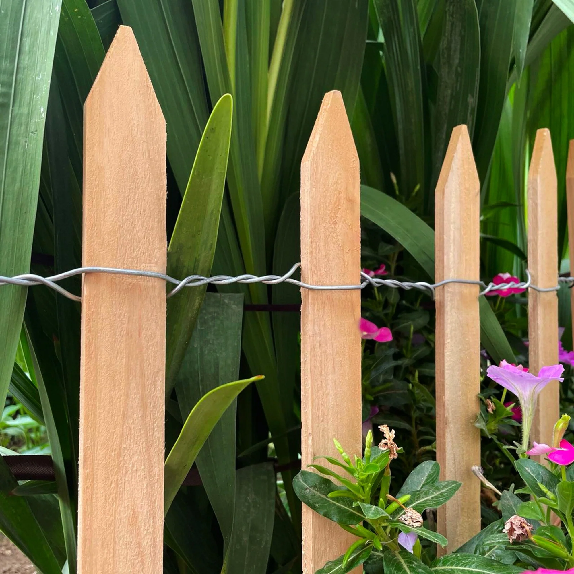 Cedar Brown Woven Wire Rolled Fencing - 15ft x 2ft - Image 9