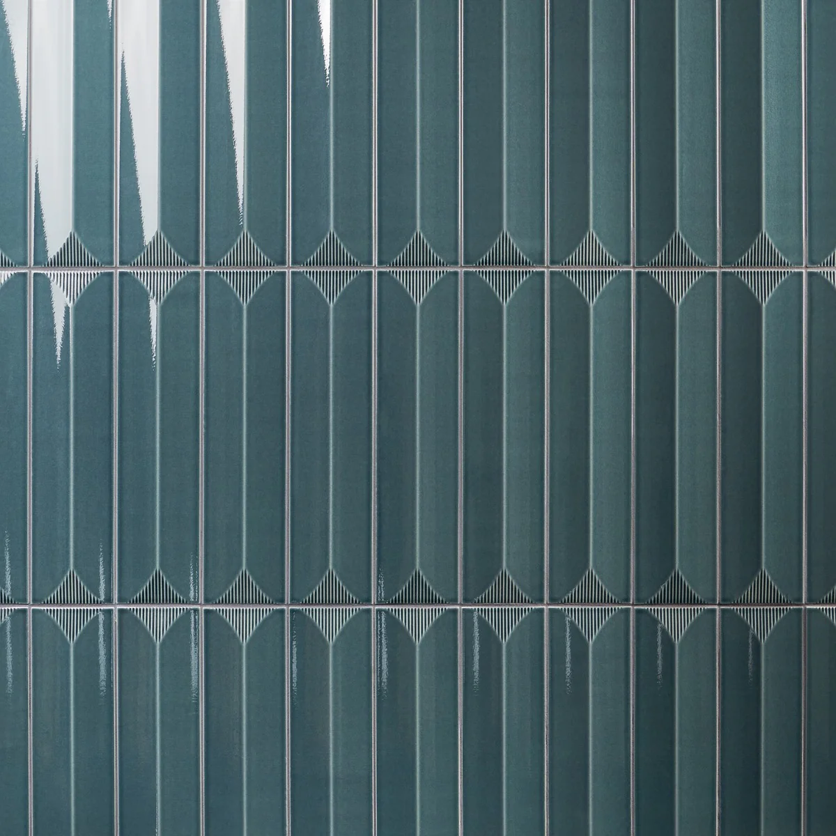 Colorplay Inflex Emerald Green 4.5x18 3D Glossy Crackled Ceramic Tile - Image 7