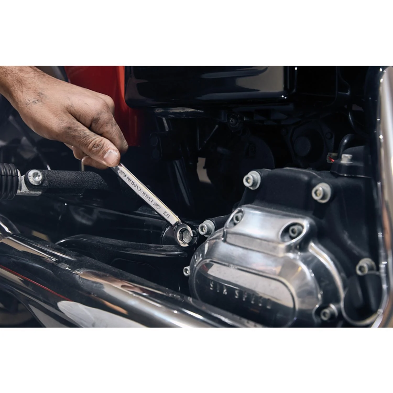 Craftsman 32mm Metric Combination Wrench - 12 Point, 16.8 in. Length - Image 5