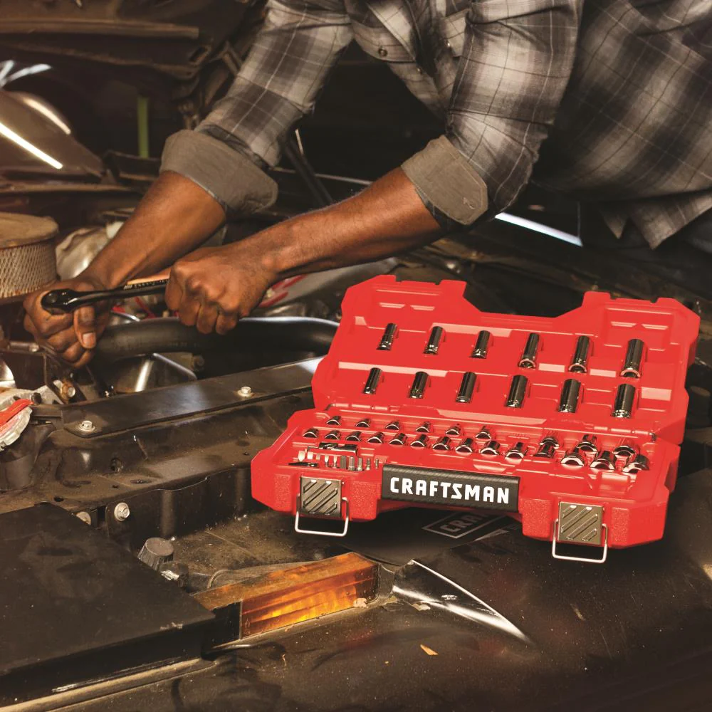 CRAFTSMAN 51-Piece Standard (SAE) and Metric Combination Gunmetal Chrome Mechanics Tool Set with Hard Case, 3/8-in Drive - Image 2