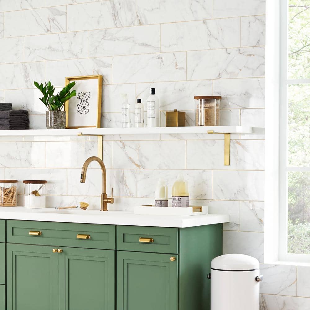 Daltile LuxeCraft Calacatta Gold Marble 8 in. x 24 in. Glazed Ceramic Wall Tile (13.3 sq. ft./Case) - Image 5