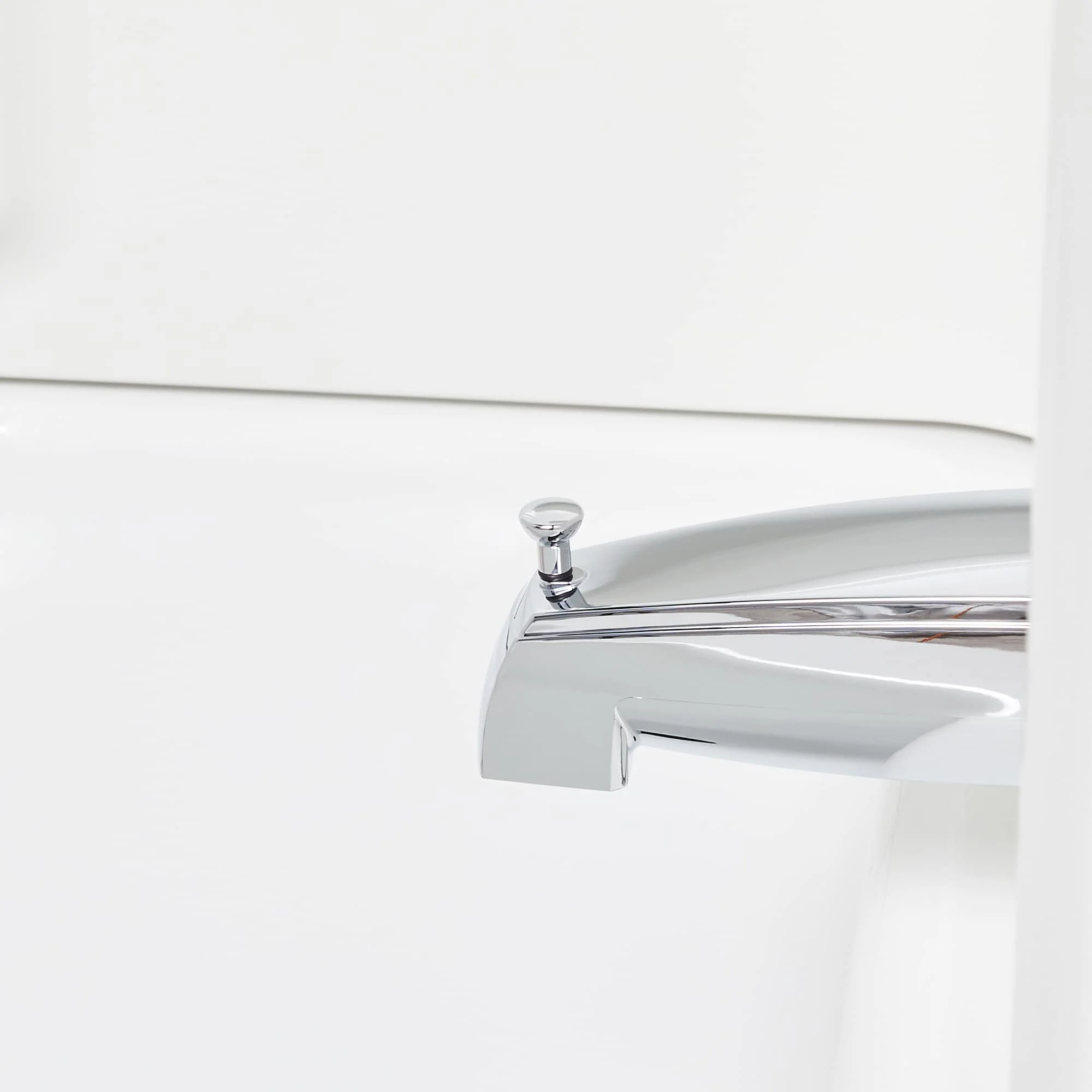 Delta Chrome Bathtub Spout with Diverter, 5-1/2-in, RP5834 - Image 5