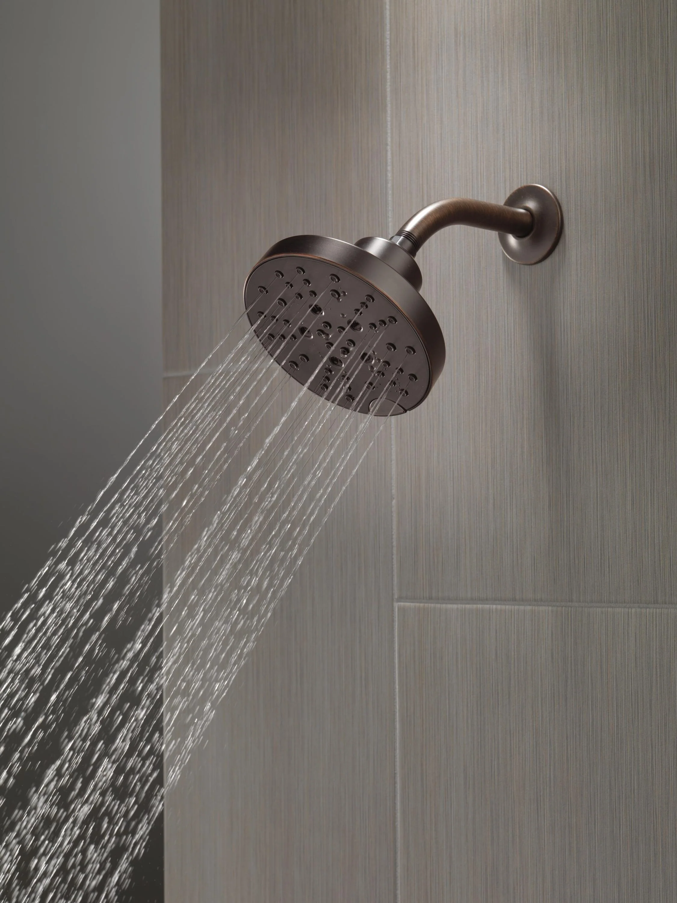 Delta Classic Chrome 1-Handle Multi-Function Bathtub and Shower Faucet with Valve, 5-in Showerhead - Image 2