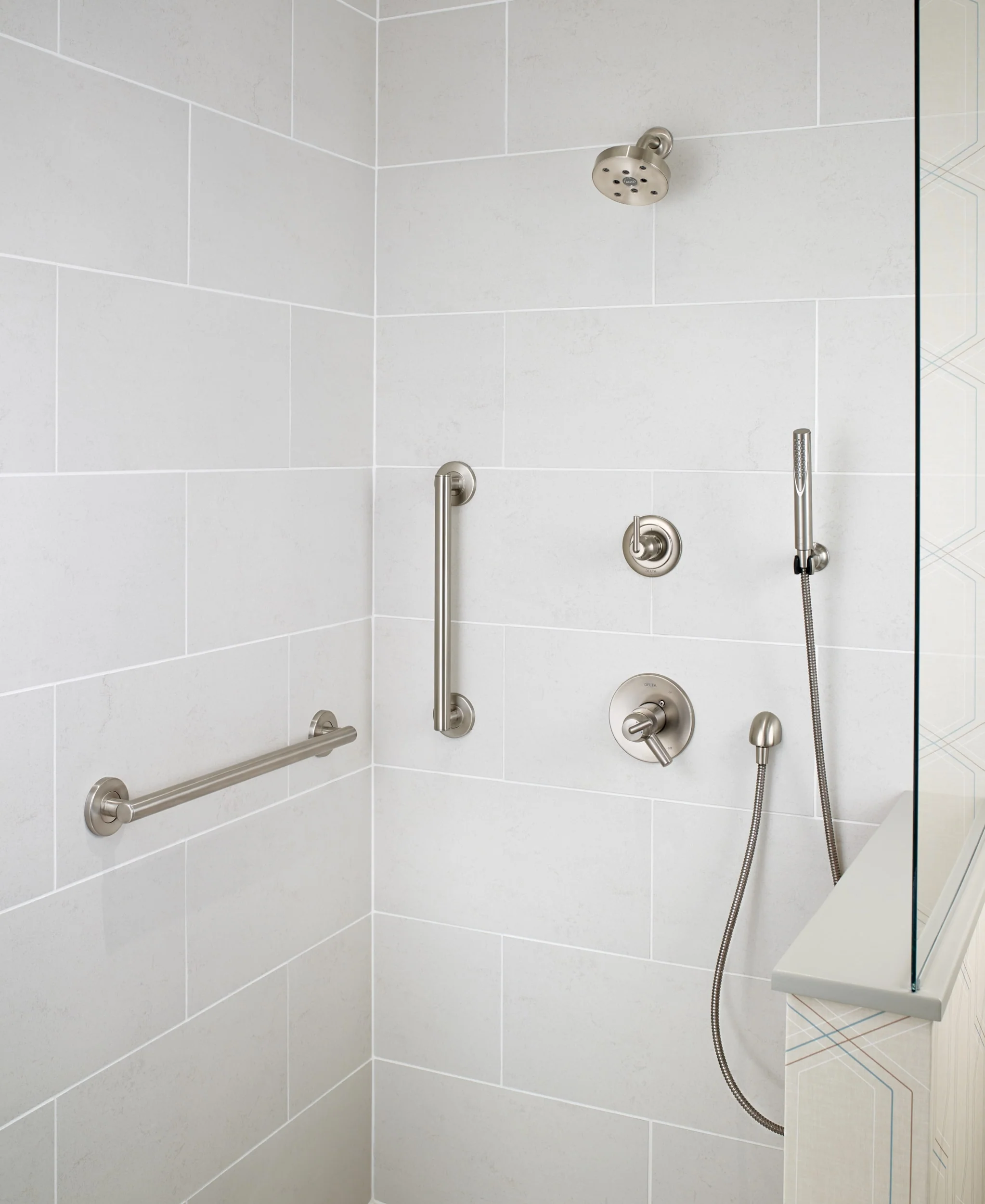 Delta Contemporary 24-in Polished Chrome Wall Mount ADA-Compliant Grab Bar - Image 6