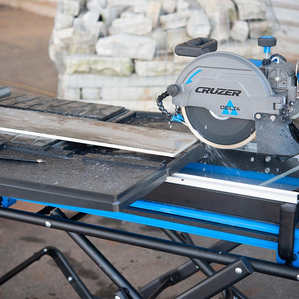 Delta Cruzer 7 inch Wet Tile Saw with Folding Portable Stand - Image 4