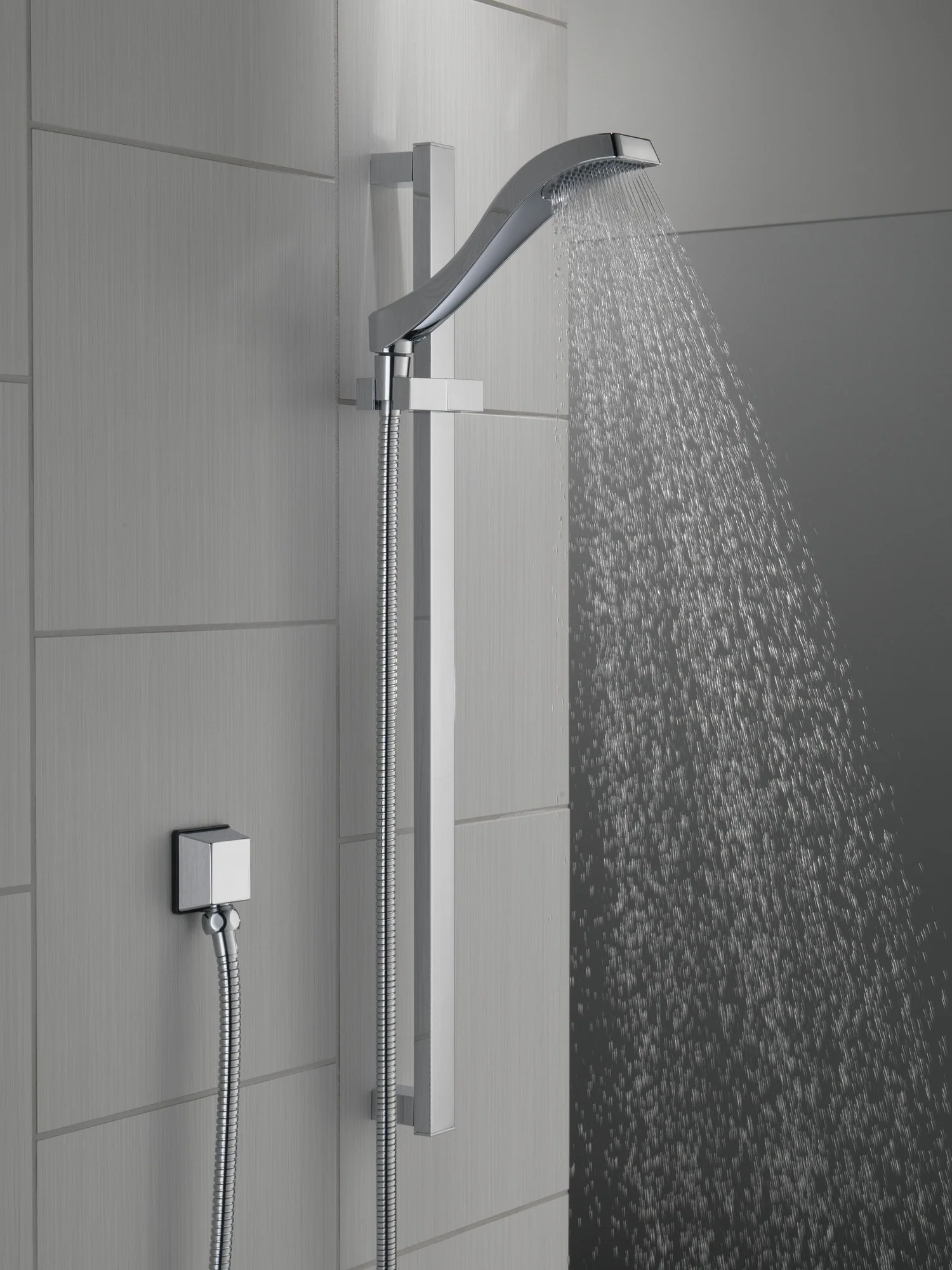 Delta Dryden Champagne Bronze 1-Spray Handheld Shower with Slide Bar, 1.75 GPM (6.6 LPM) - Image 3