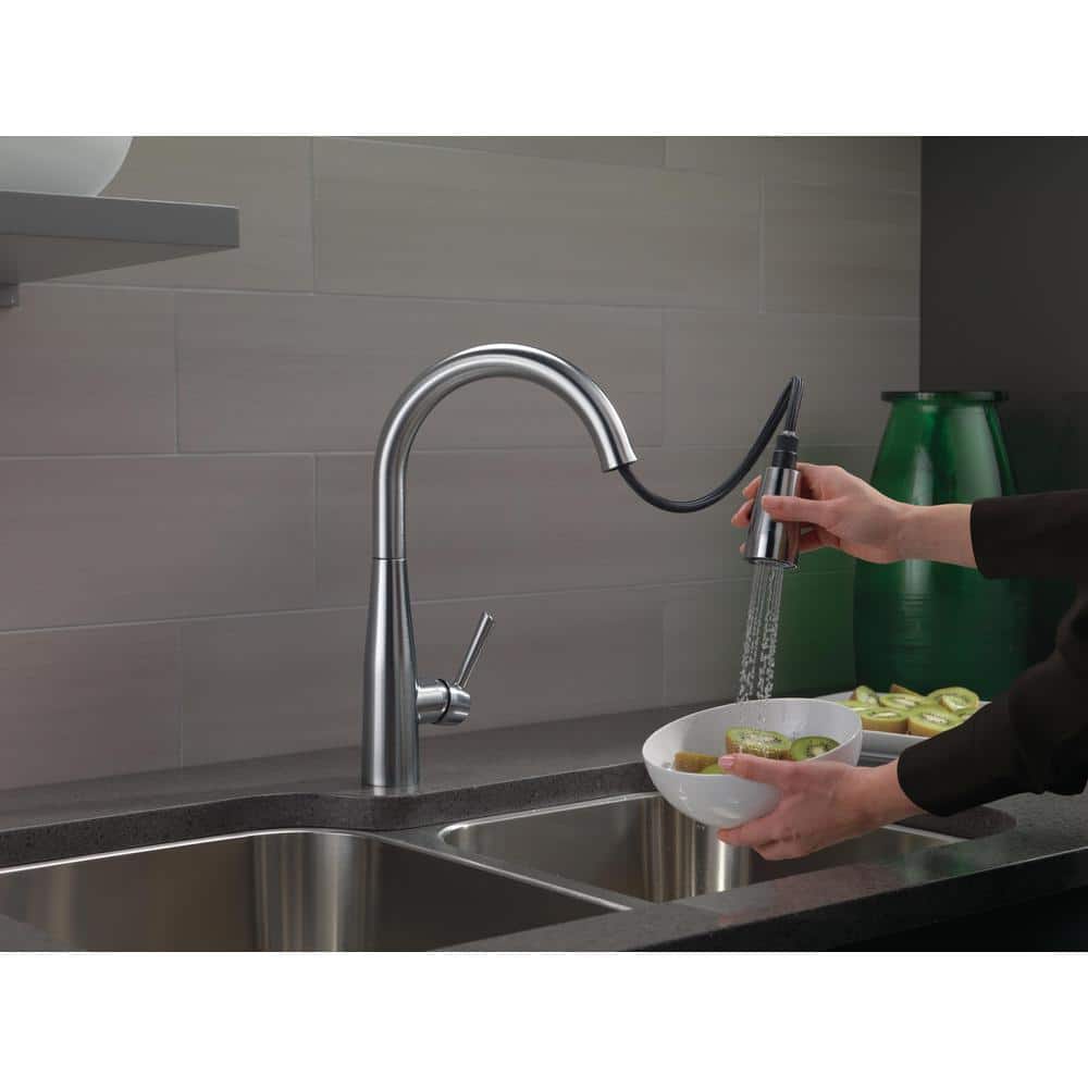 Delta Essa Arctic Stainless Single-Handle Deck-Mount Pull-Down Kitchen Faucet, 15.75 in Height, 9.38 in Spout Reach - Image 2
