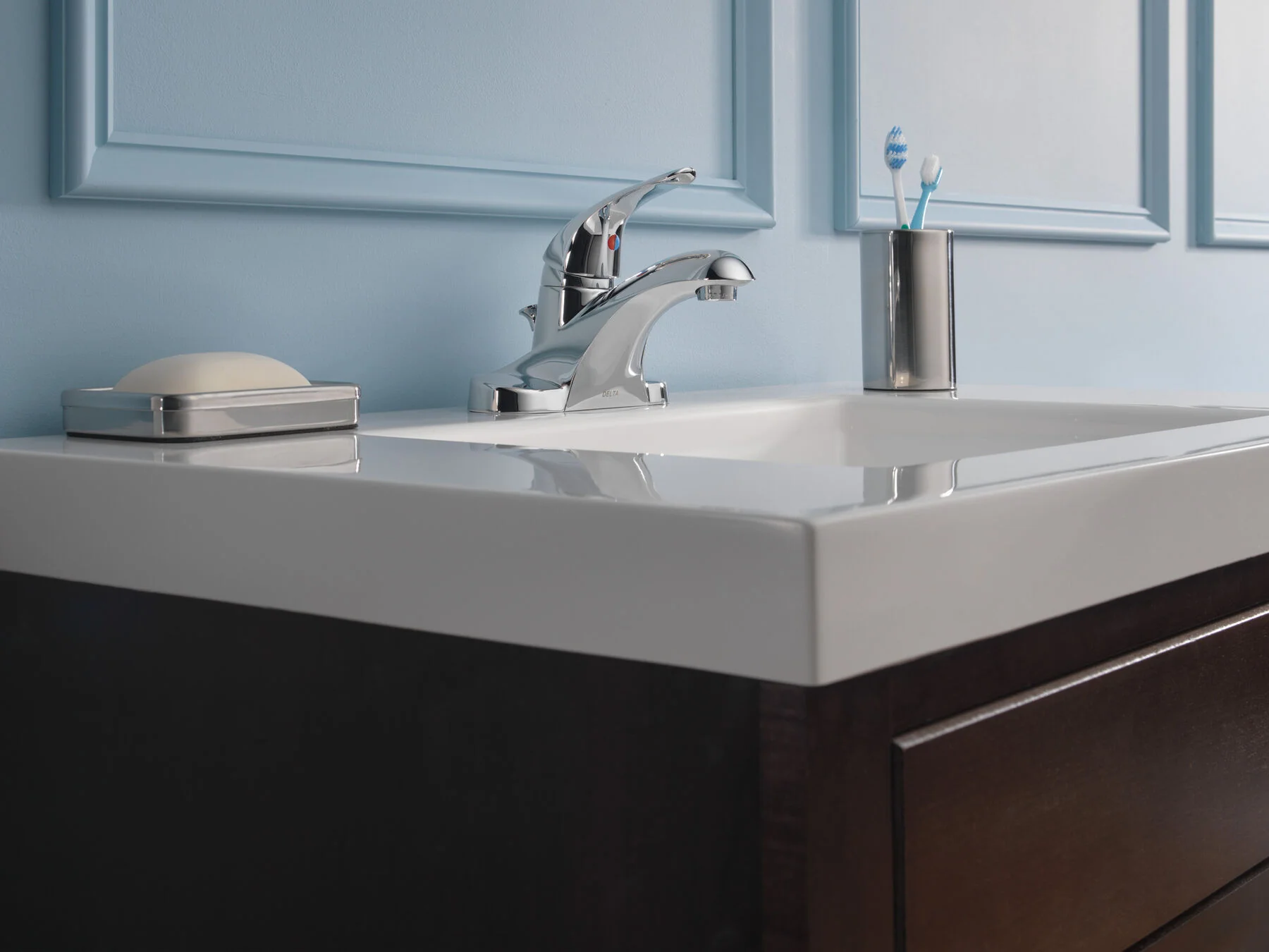 Delta Foundations Chrome 1-Handle 4-in Centerset WaterSense Bathroom Sink Faucet with Drain - Image 3