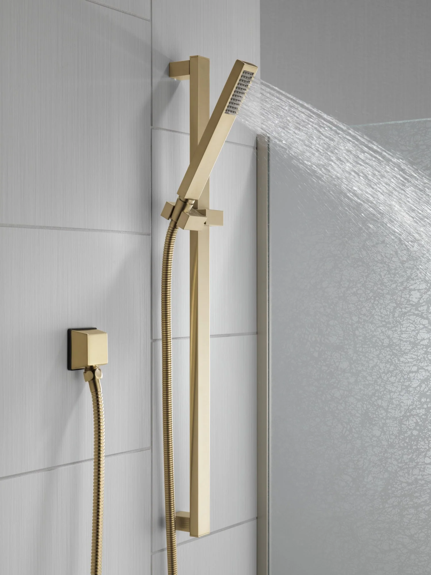 Delta Vero Champagne Bronze 1‑Spray Handheld Shower with Slide Bar, 1.75 GPM (6.6 LPM) - Image 2