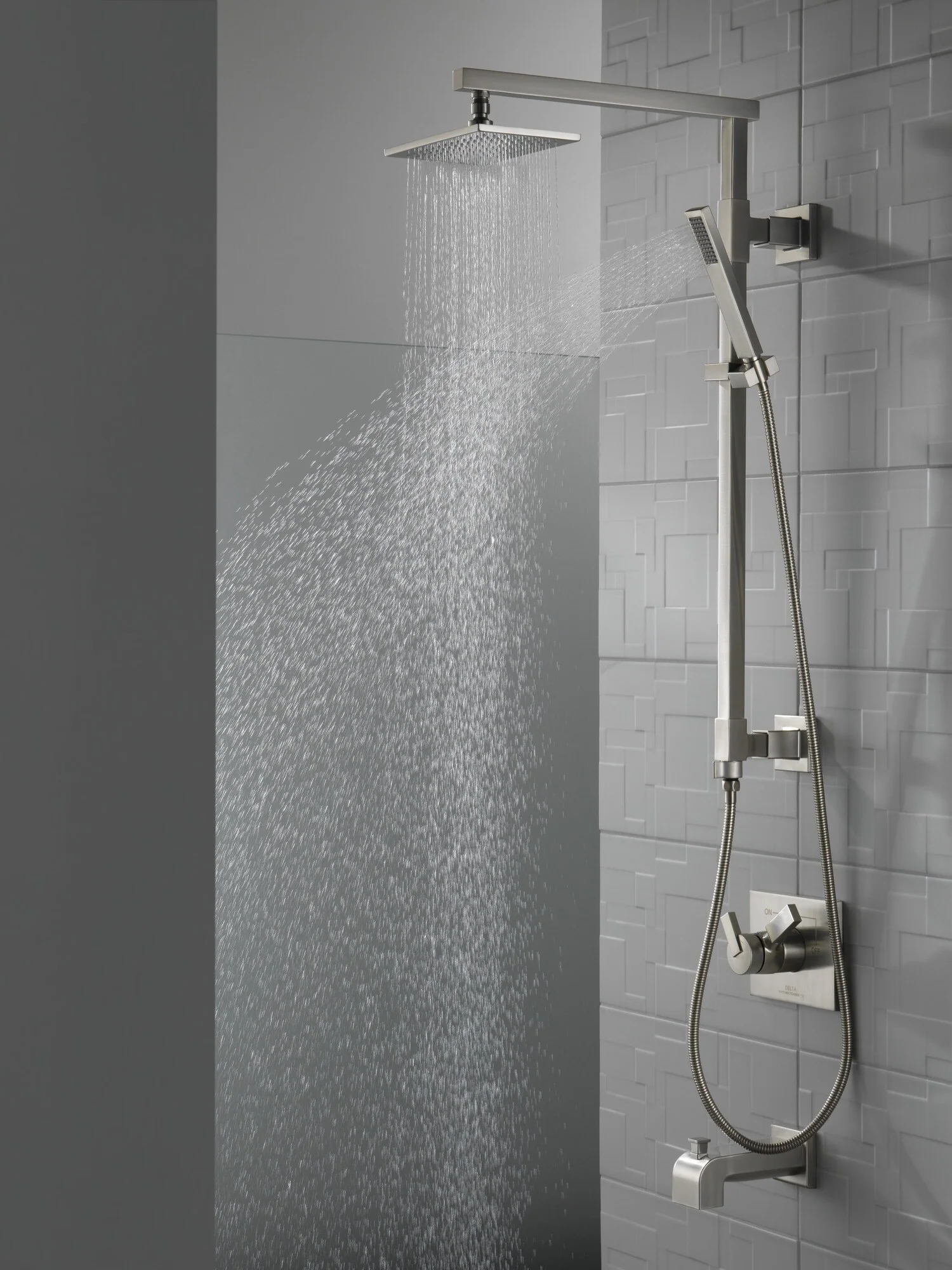 Delta Vero Stainless Steel Bathtub/Shower Trim Ring, 2.75-in (0.5-in ID) - Image 4