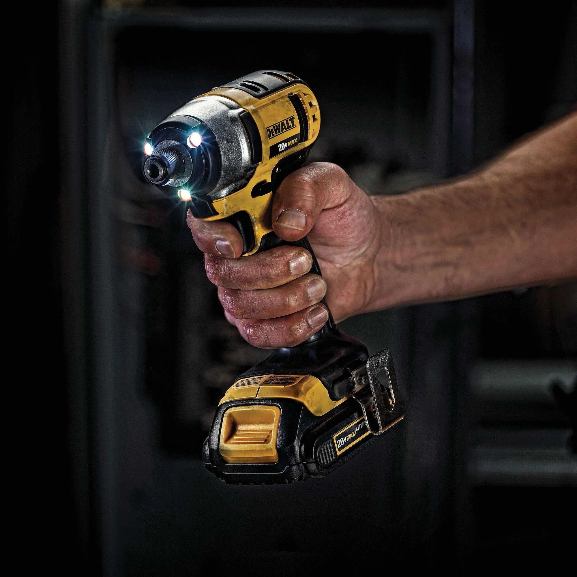 DEWALT 20-Volt MAX Variable Speed Cordless Impact Driver Kit with 2 Batteries, Charger & Bag - Image 6