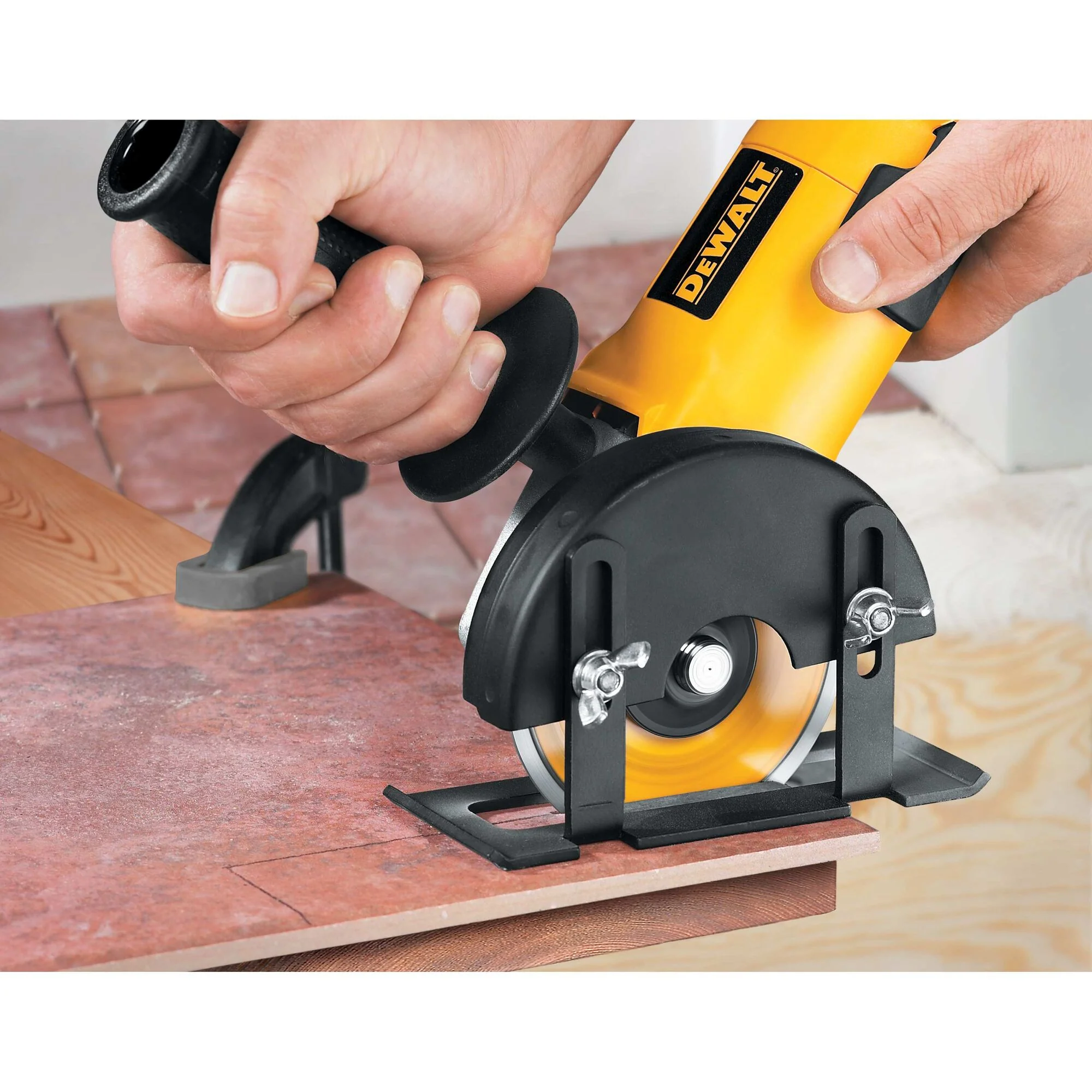 DEWALT 4-in Wet/Dry Continuous Rim Diamond Saw Blade, 20mm Arbor (DW4729) - Image 7