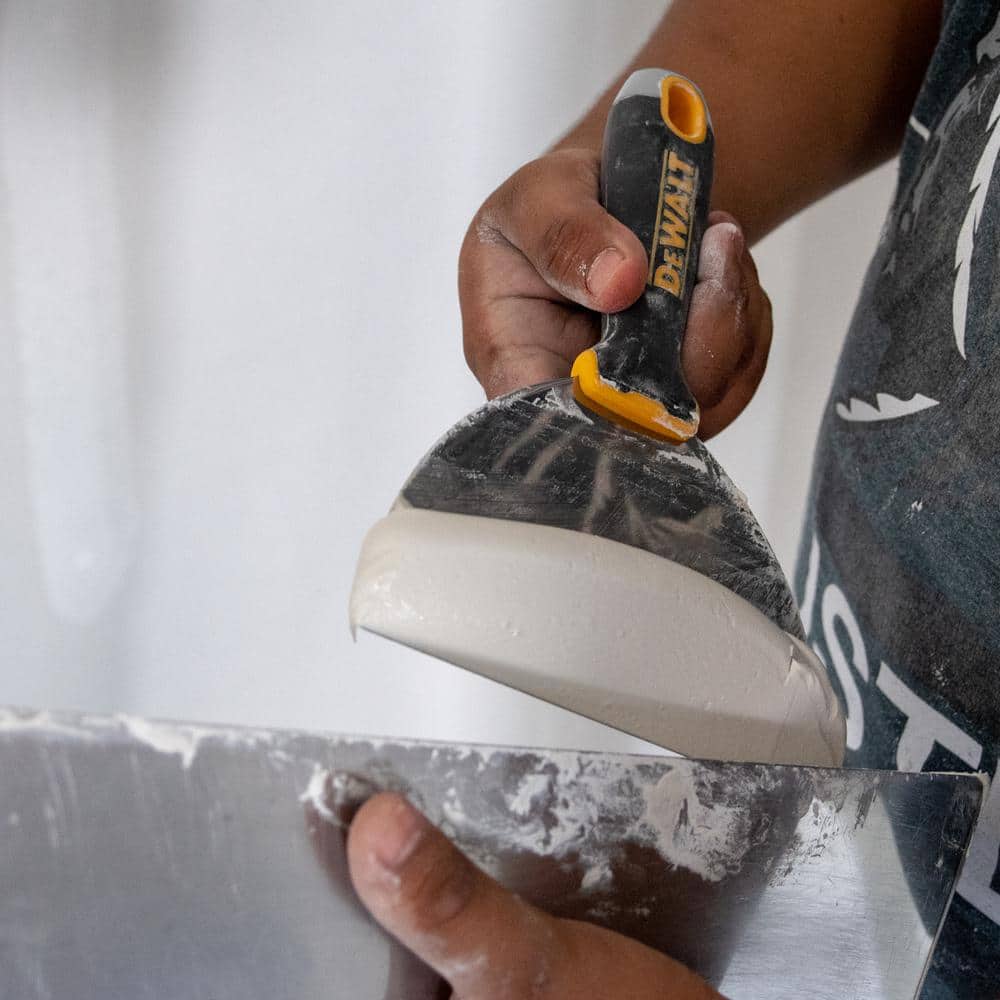 DEWALT 6 in. Stainless Steel Putty Knife with Soft Grip Handle - Image 5