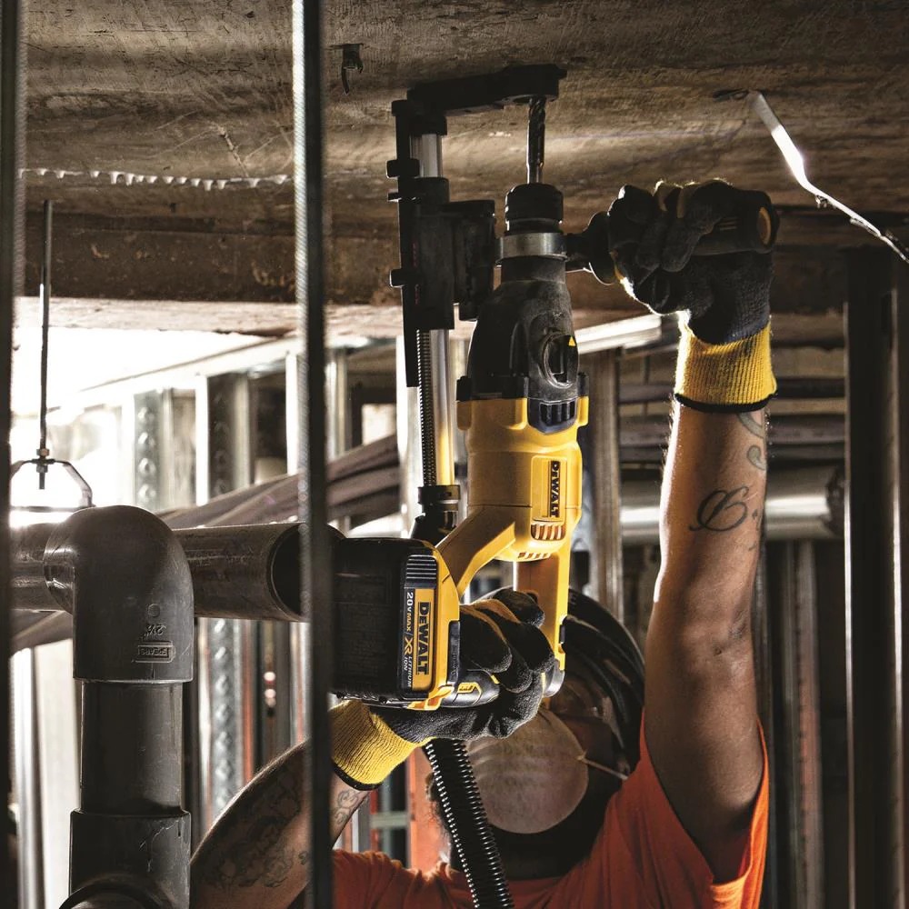 DEWALT D25301D Rotary Hammer Dust Extractor Telescope with Hose - Image 8