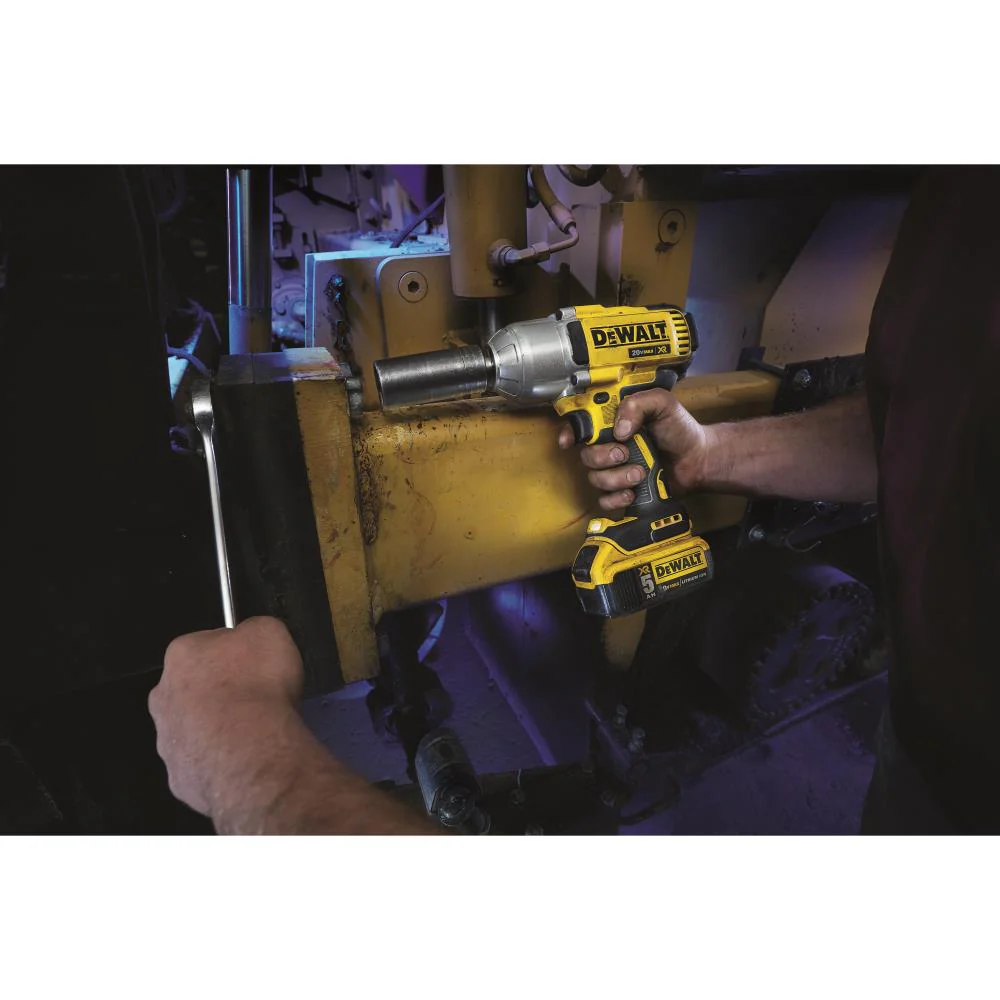 DEWALT XR 20-Volt Max Variable Speed Brushless 1/2-in Drive Cordless Impact Wrench Kit, DCF899P2 (2 Batteries, Charger, Bag) - Image 4