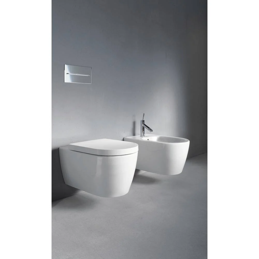 Duravit ME by Starck Wall-Mounted Bidet in White with Vertical Spray - Image 7