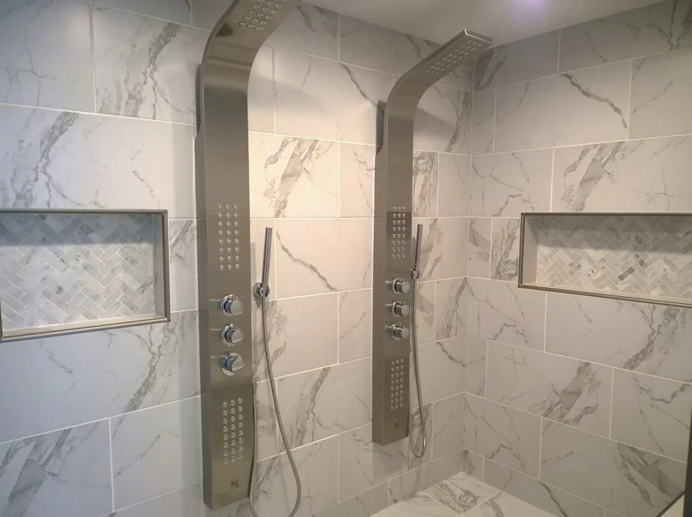 Emser Duomo Bianchi 6-in x 6-in Porcelain Tile Sample - Image 4