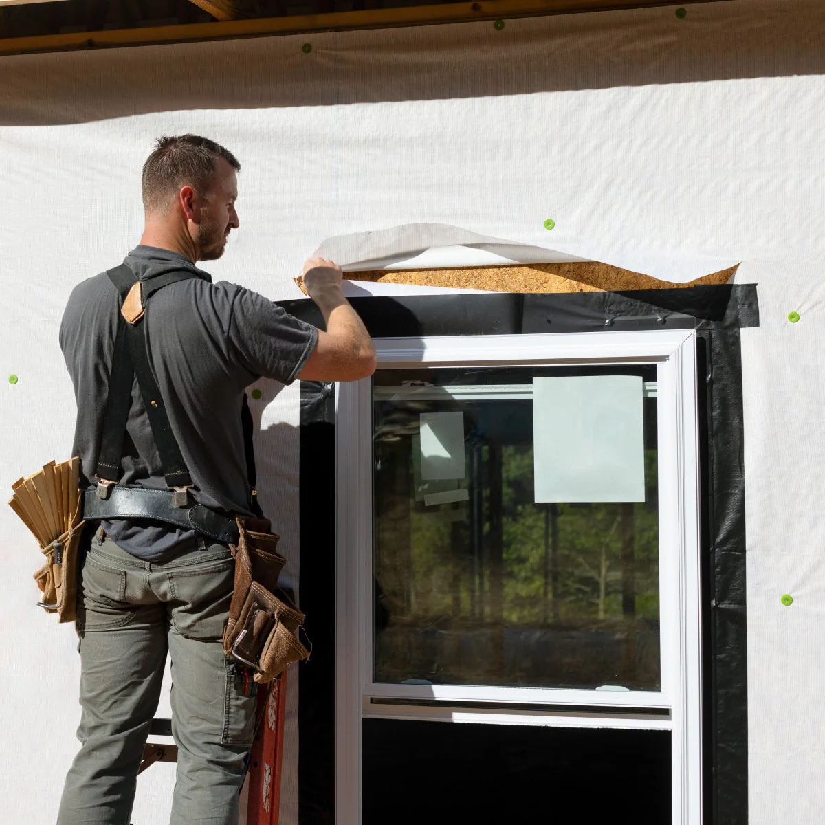 FrogTape Pro Grade Flashing Tape for Windows & Doors, 3.75-in x 75-ft, Black Acrylic - Image 4
