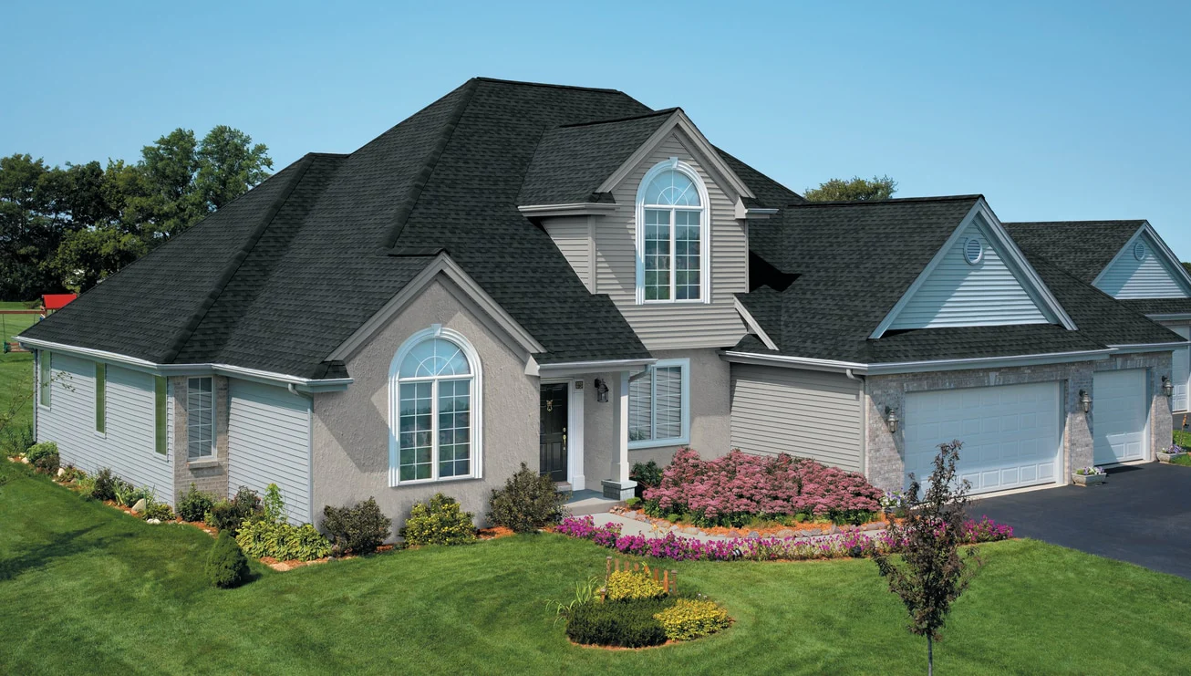 GAF Timberline Natural Shadow Architectural Roof Shingles, Charcoal – Algae Resistant, 33.3-sq ft per Bundle - Image 6