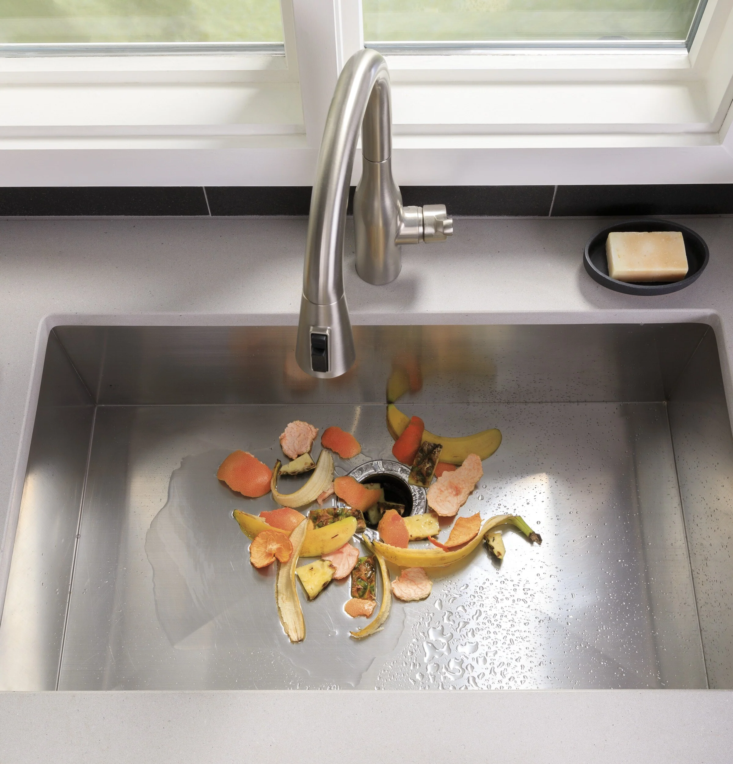 GE 1/2-HP Continuous Feed Noise Insulation Garbage Disposal, Non-Corded, GFC530N - Image 6