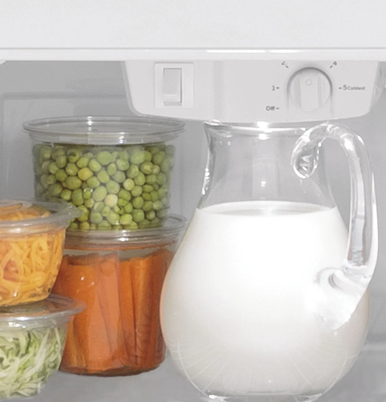 GE 17.5 cu. ft. Top Freezer Refrigerator in White, GTS18HGNRWW - Image 6