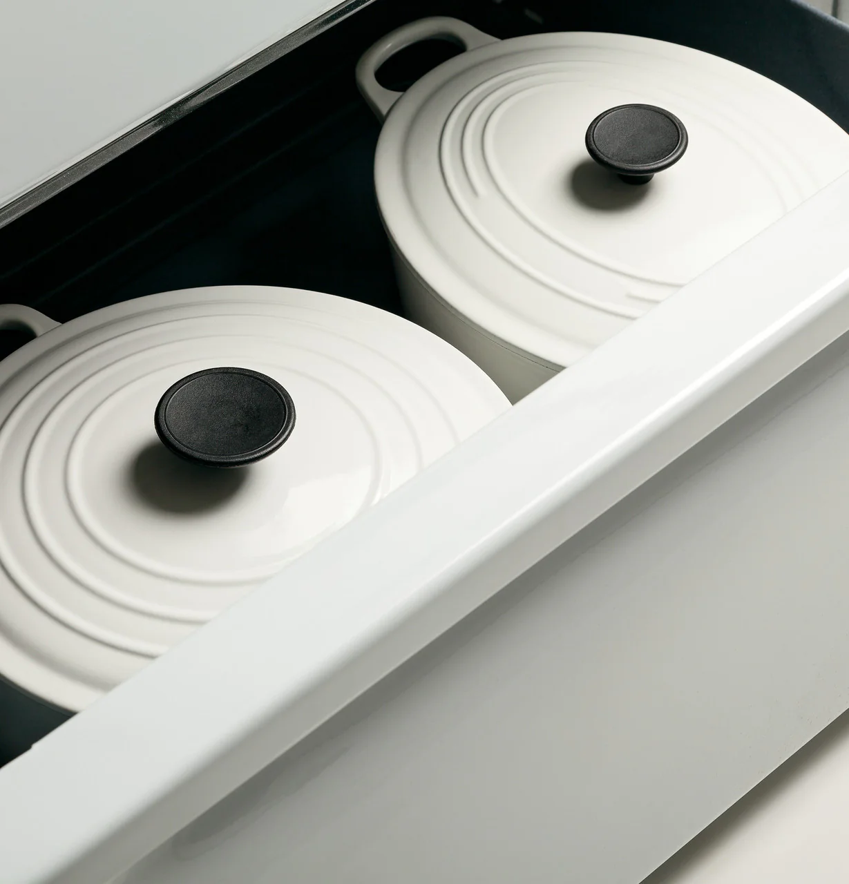 GE 30-in 4-Element 5.0-cu ft Freestanding Electric Range, White (JB255DJWW) - Image 3