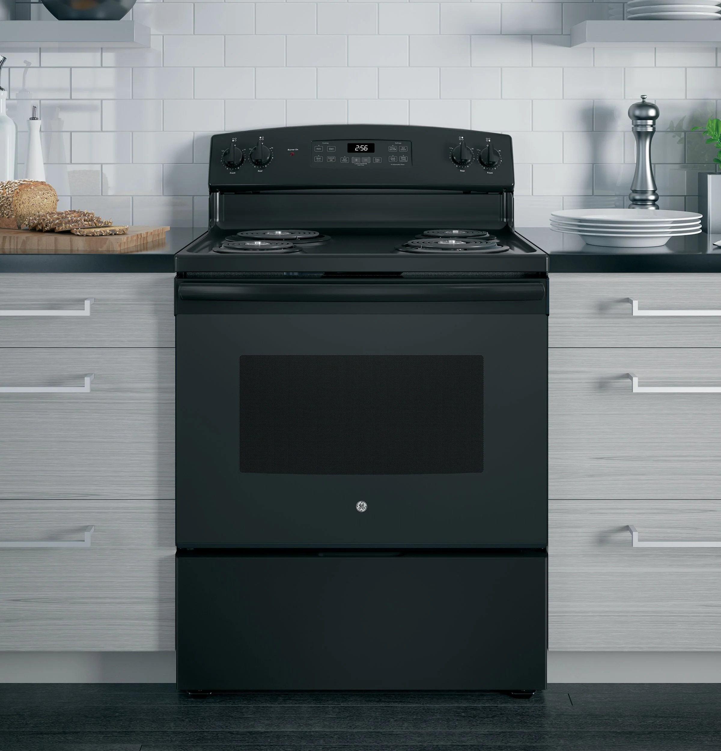 GE 30-in 4 Elements 5.0-cu ft Self-Cleaning Freestanding Electric Range (Black) - Image 6