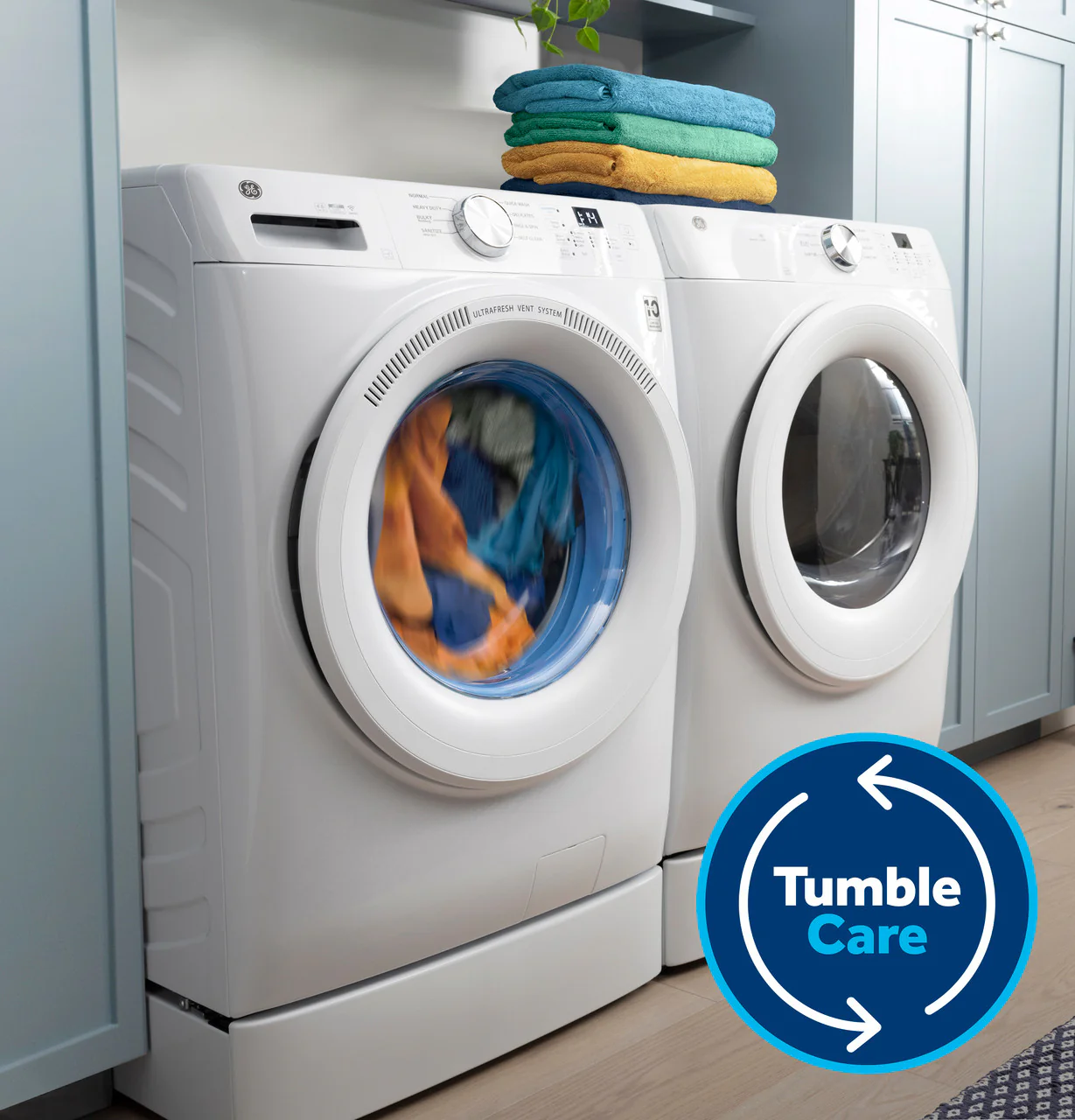 GE 32 in. 4.8 cu. ft. White Front Load Washing Machine with UltraFresh Vent System with OdorBlock and Sanitize with Oxi - Image 6
