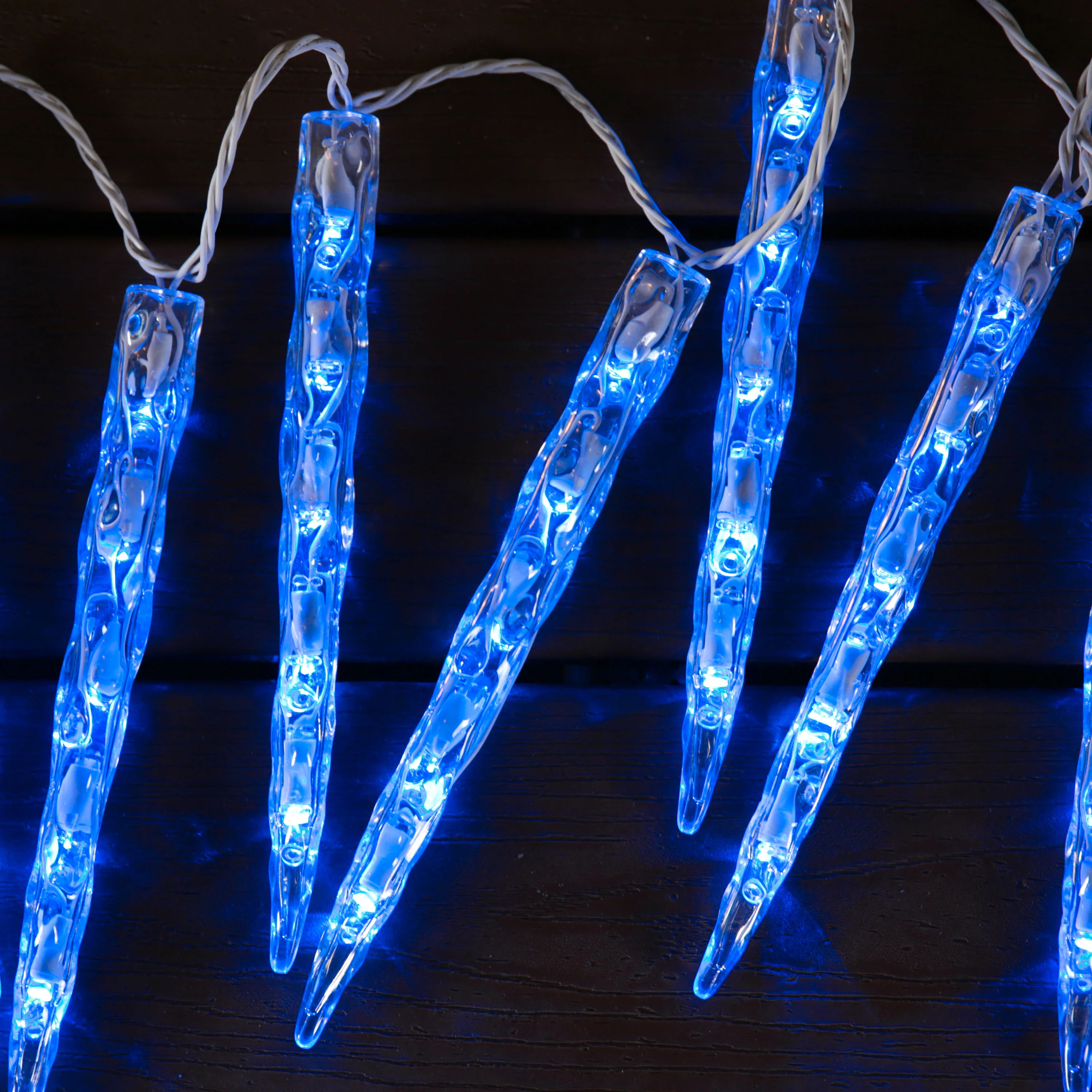 GE Color Choice 100-Count Multi-Function Color-Changing LED Christmas Icicle Lights, 20 Icicles, 9.5-ft Lighted Length, White Wire - Image 3