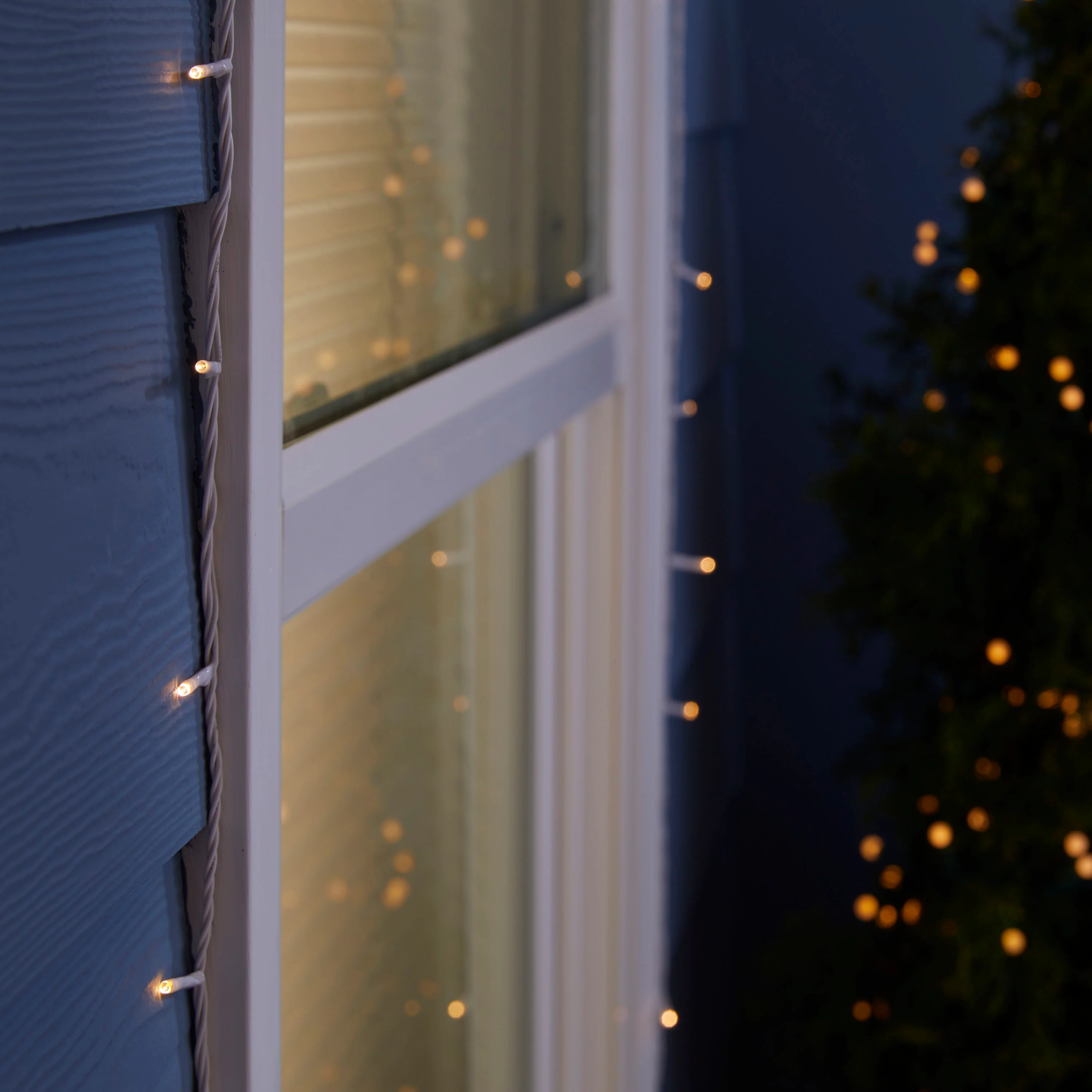 GE Color Choice 150-Count 43.4-ft Multi-Function Color-Changing LED Plug-In Christmas String Lights - Image 5