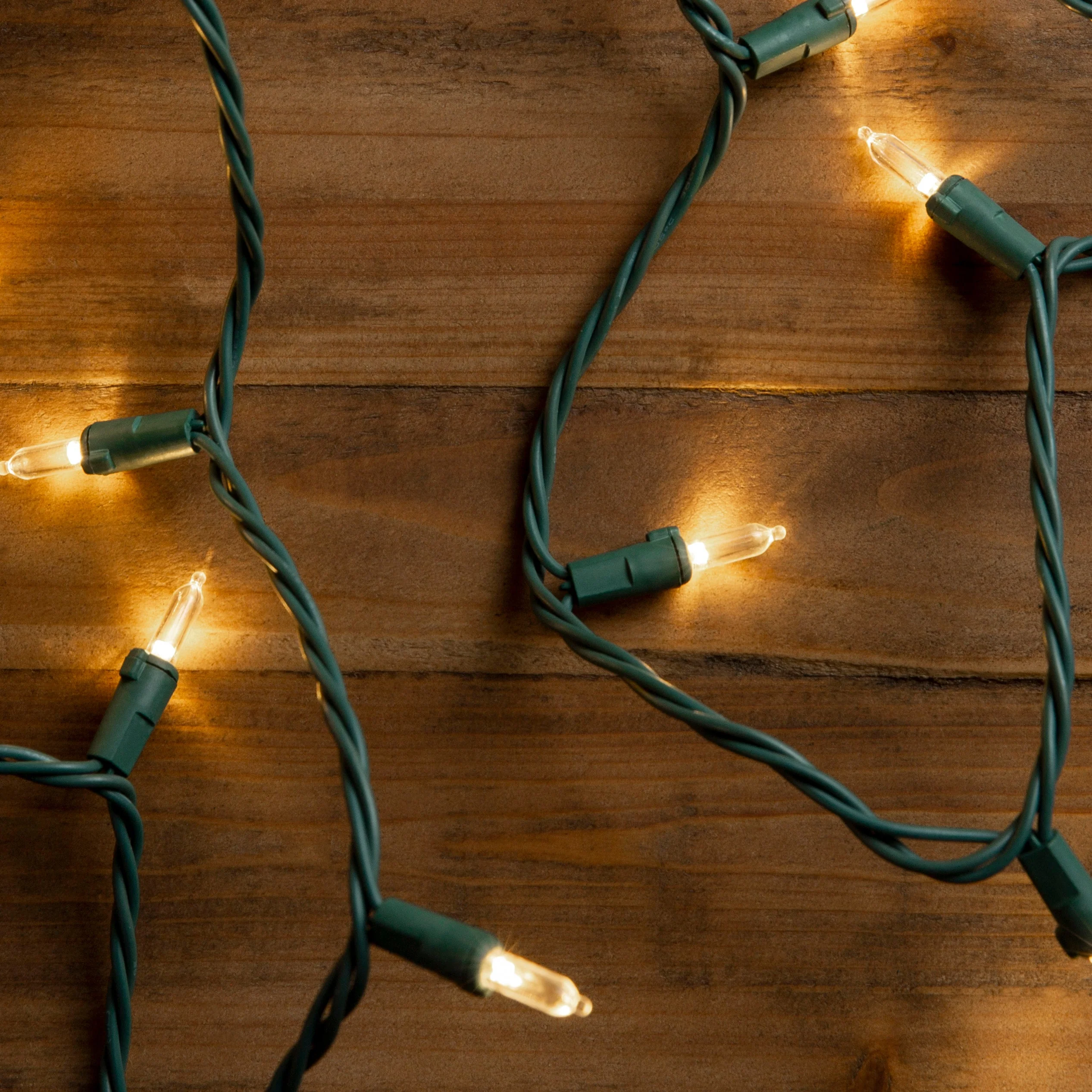 GE Color Choice 150-Count 49.6-ft Multi-Function Color-Changing LED Plug-In Christmas String Lights - Image 3